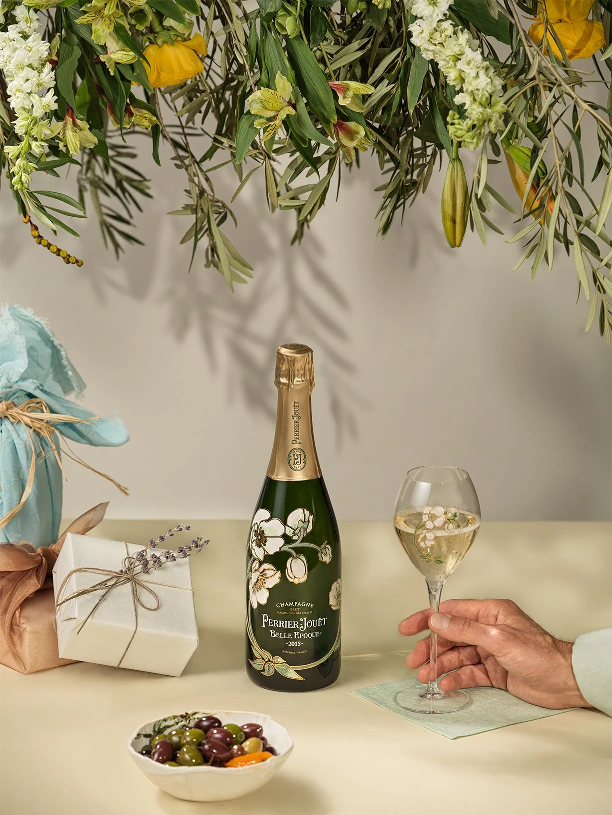 736882_FY24_PerrierJouët_YearlyKeyOccasions_Fathersday_00562.jpg