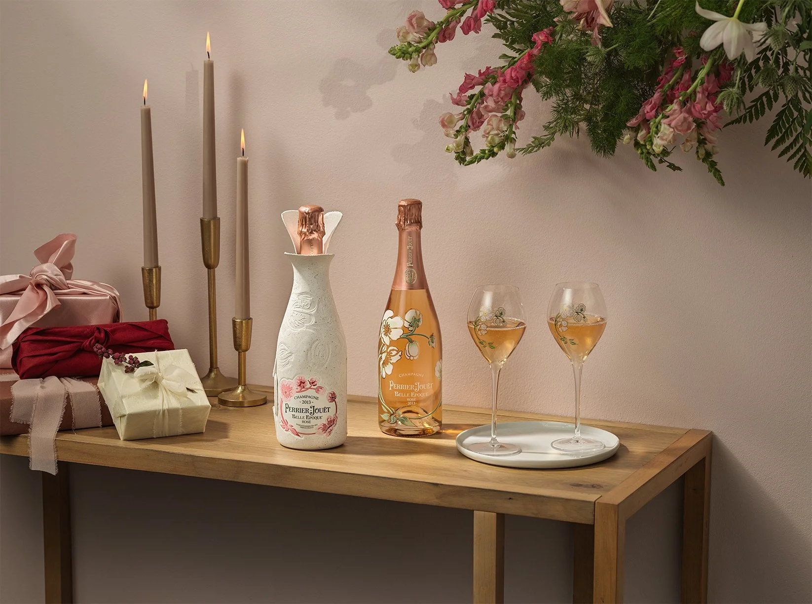 736882_FY24_PerrierJouët_YearlyKeyOccasions_ValentinesDay_1601.jpg