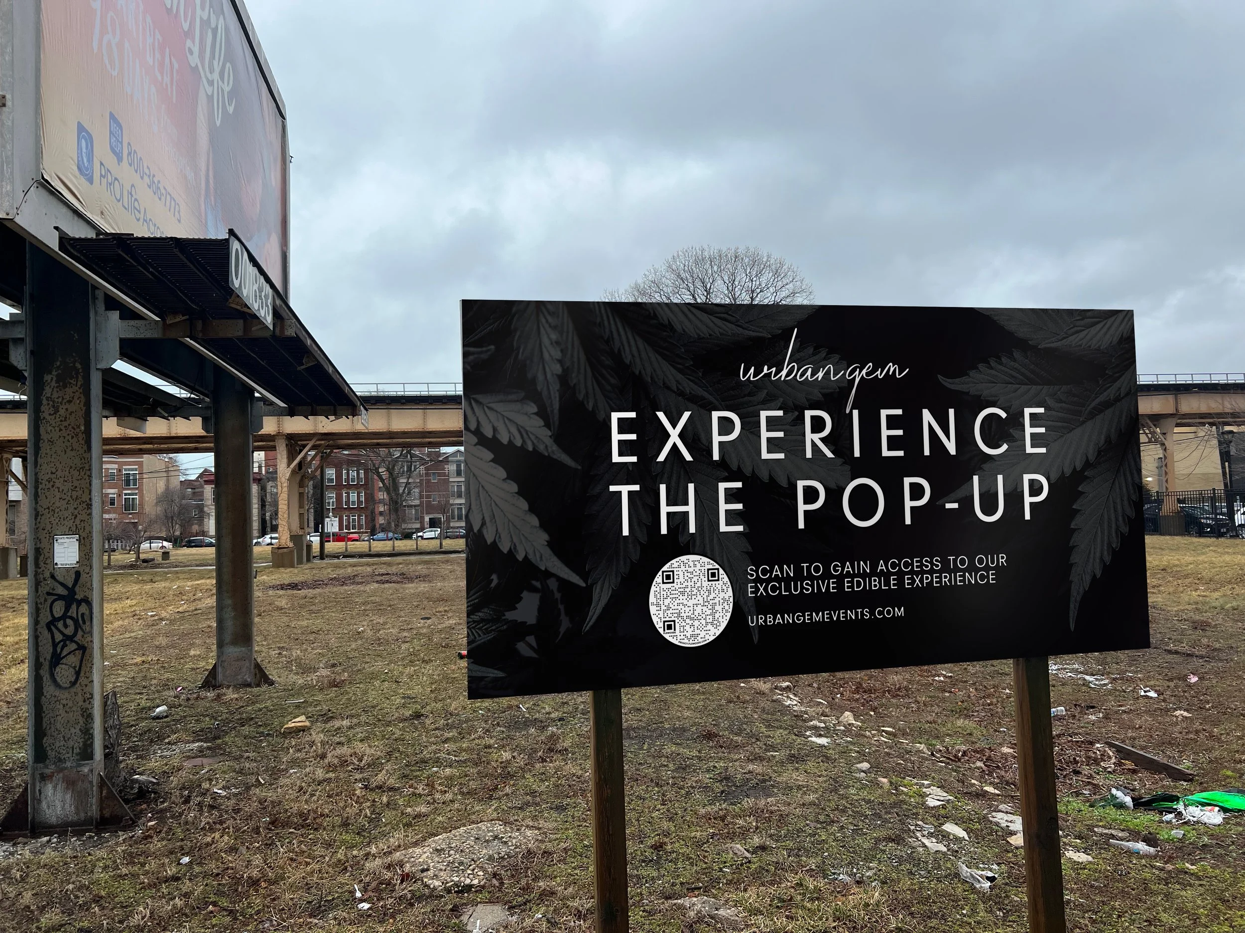 Billboard_Mockup.jpg