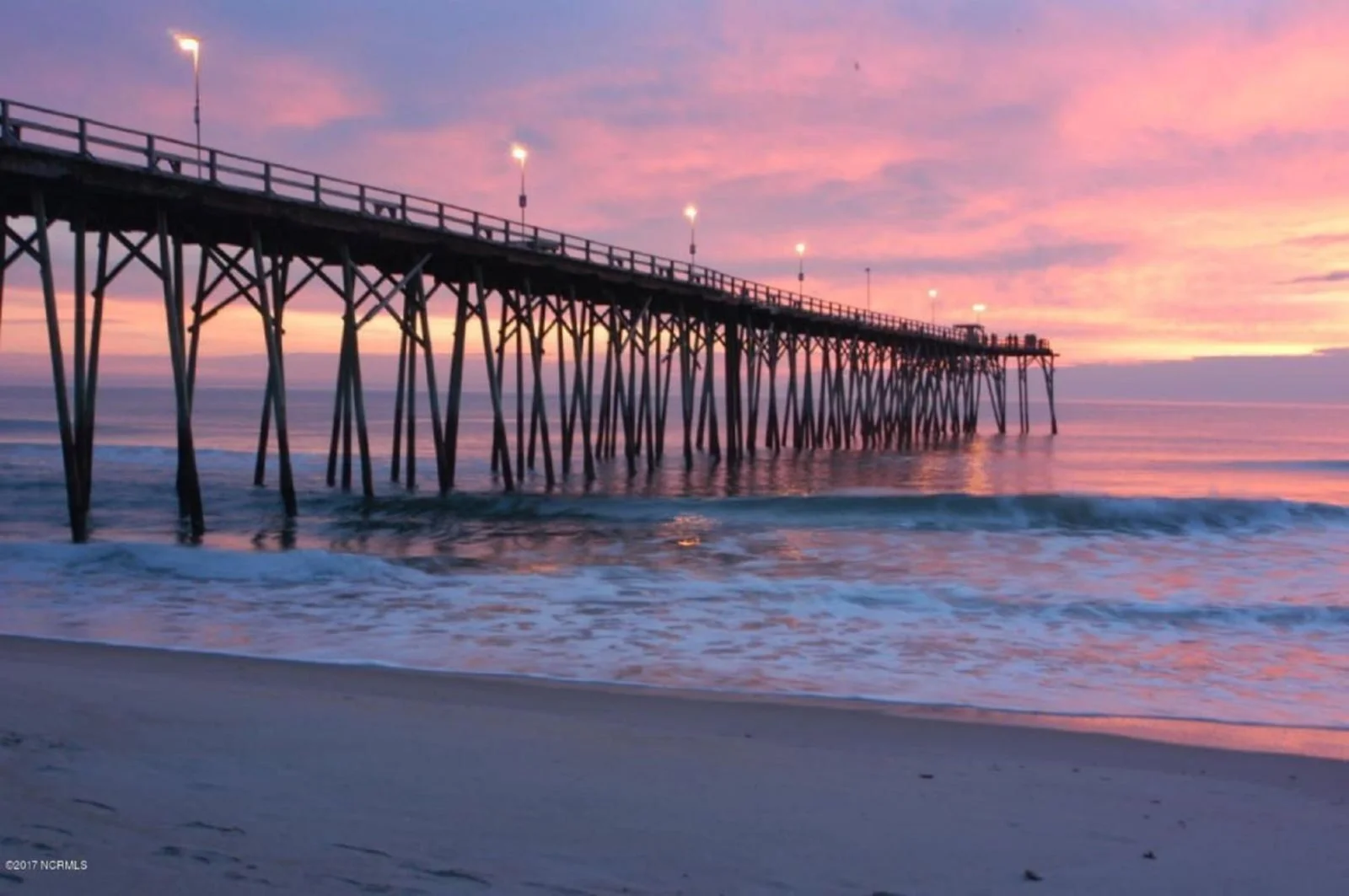 KureBeachFishingPier.jpg
