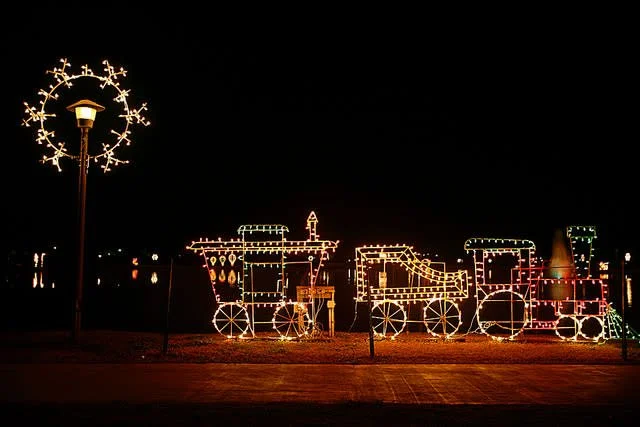 Island of Lights: Lighting at the Lake