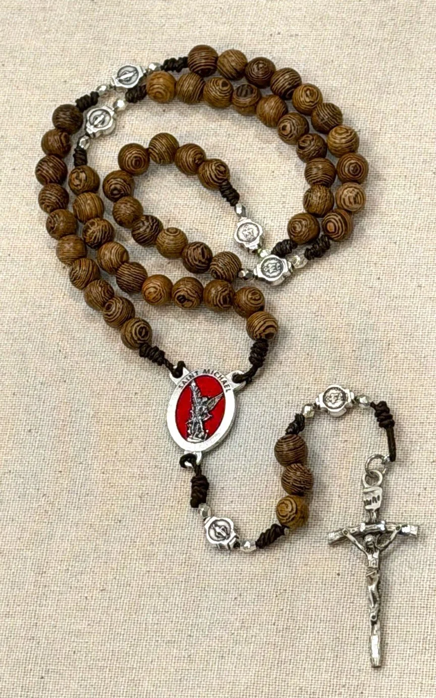 Armour of Faith-New crucifix rosary 2a.jpeg