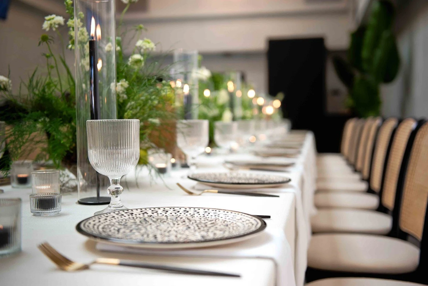 Pattern, candlelight, precision 🤍⁠
⁠
Venue: @coronadofirestation⁠
Catering: @personaltouchdining⁠
Photography: @maxtepperphoto⁠
⁠
#CoronadoWeddings #CoronadoEvents #CoronadoCA #CoronadoIsland #SanDiegoVenue #SanDiegoWeddingVenue #personaltouchdining