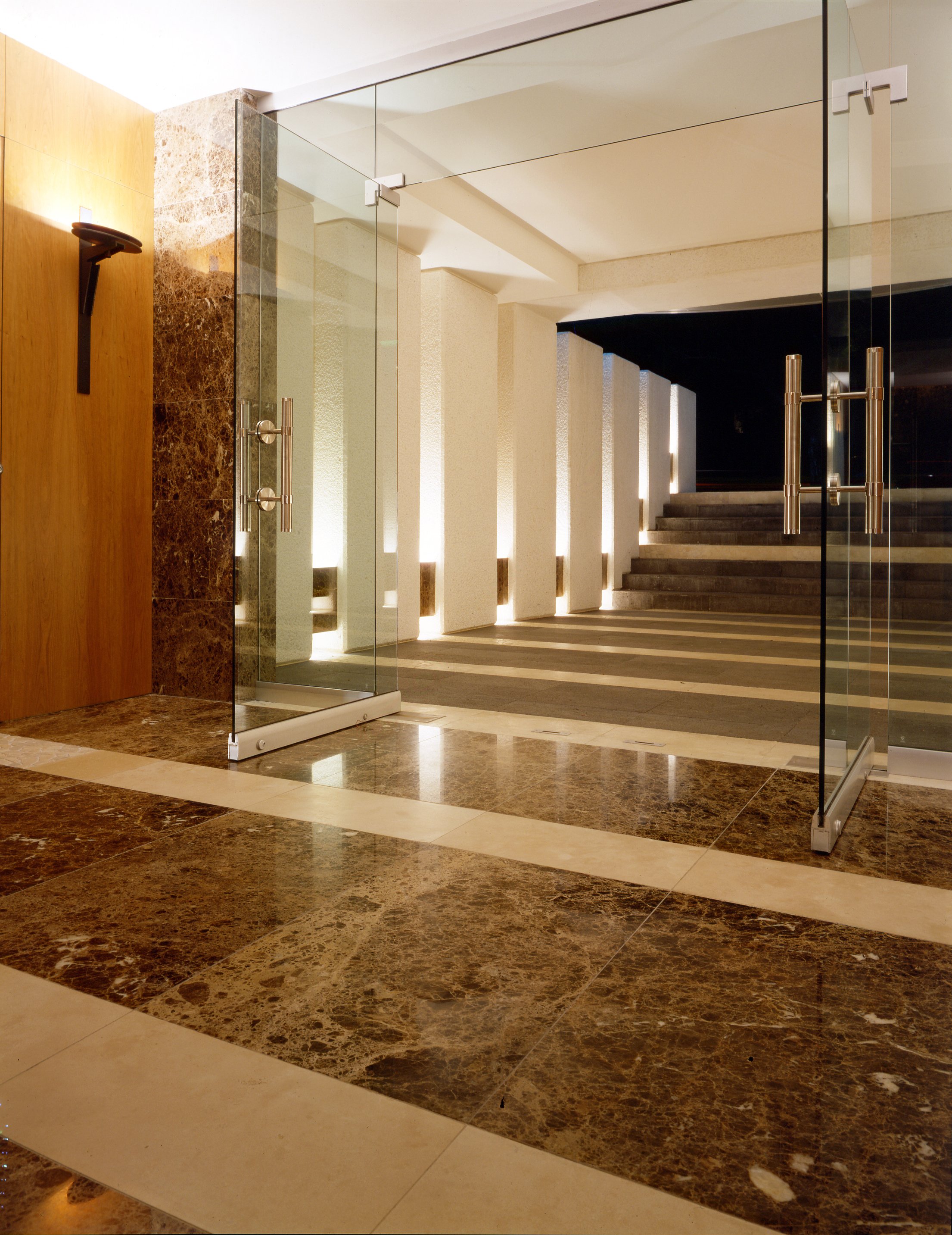 lobby 3.jpg