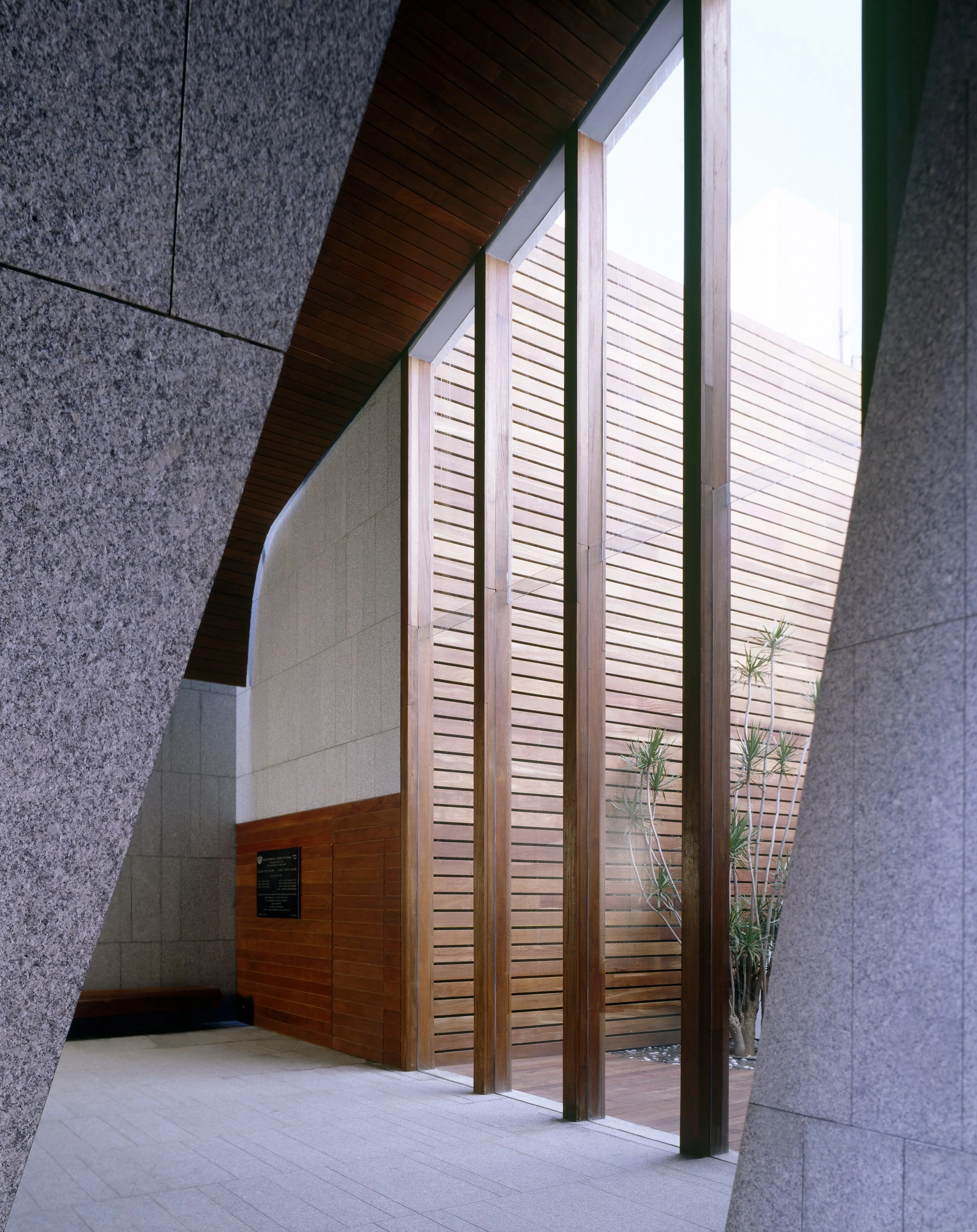 8. Vista b ventana Patio Interior.jpg