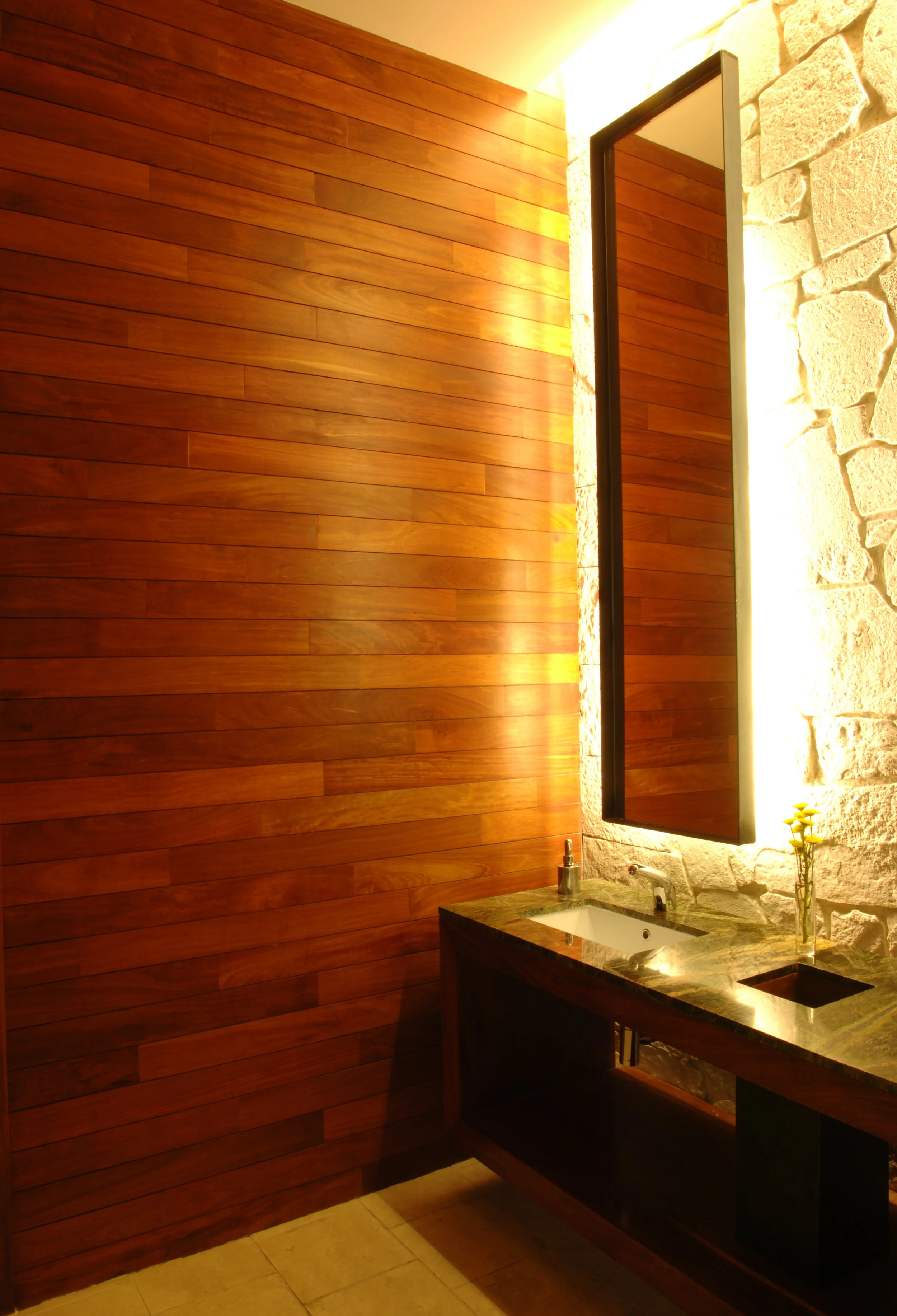 19-Restroom.jpg