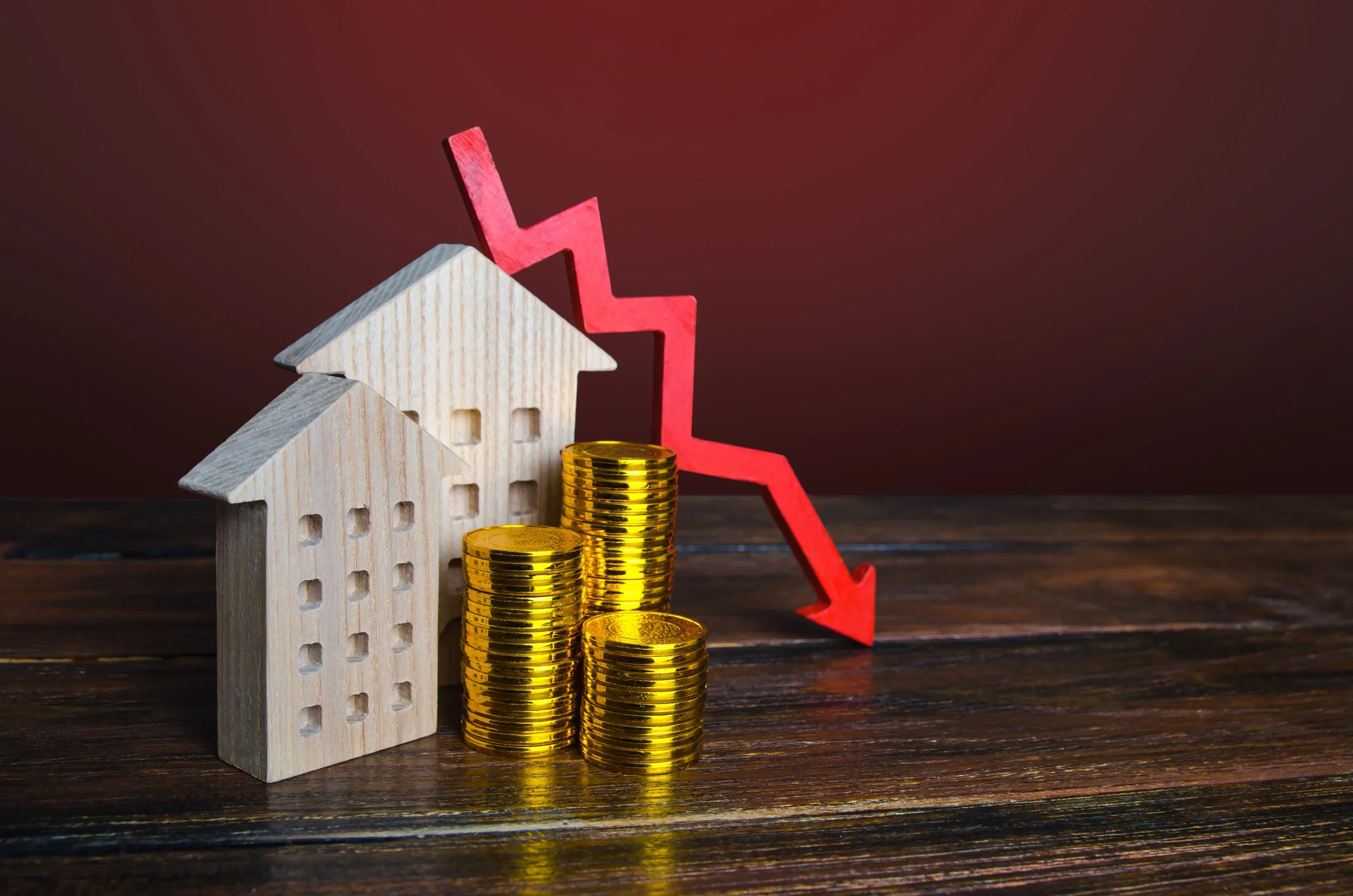 Should You Wait for Mortgage Rates to Drop Before Buying?