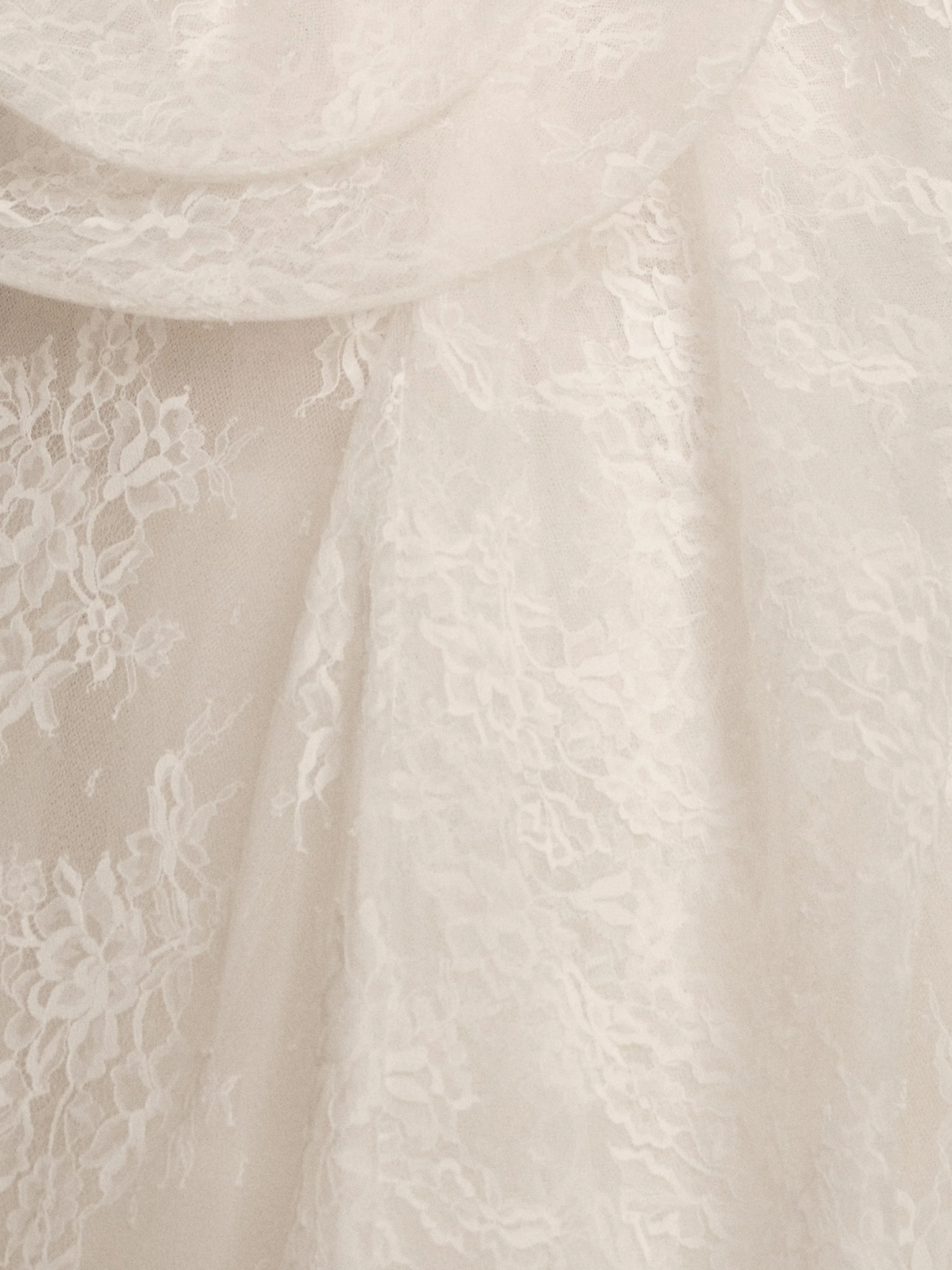 Ceres Chantilly Lace