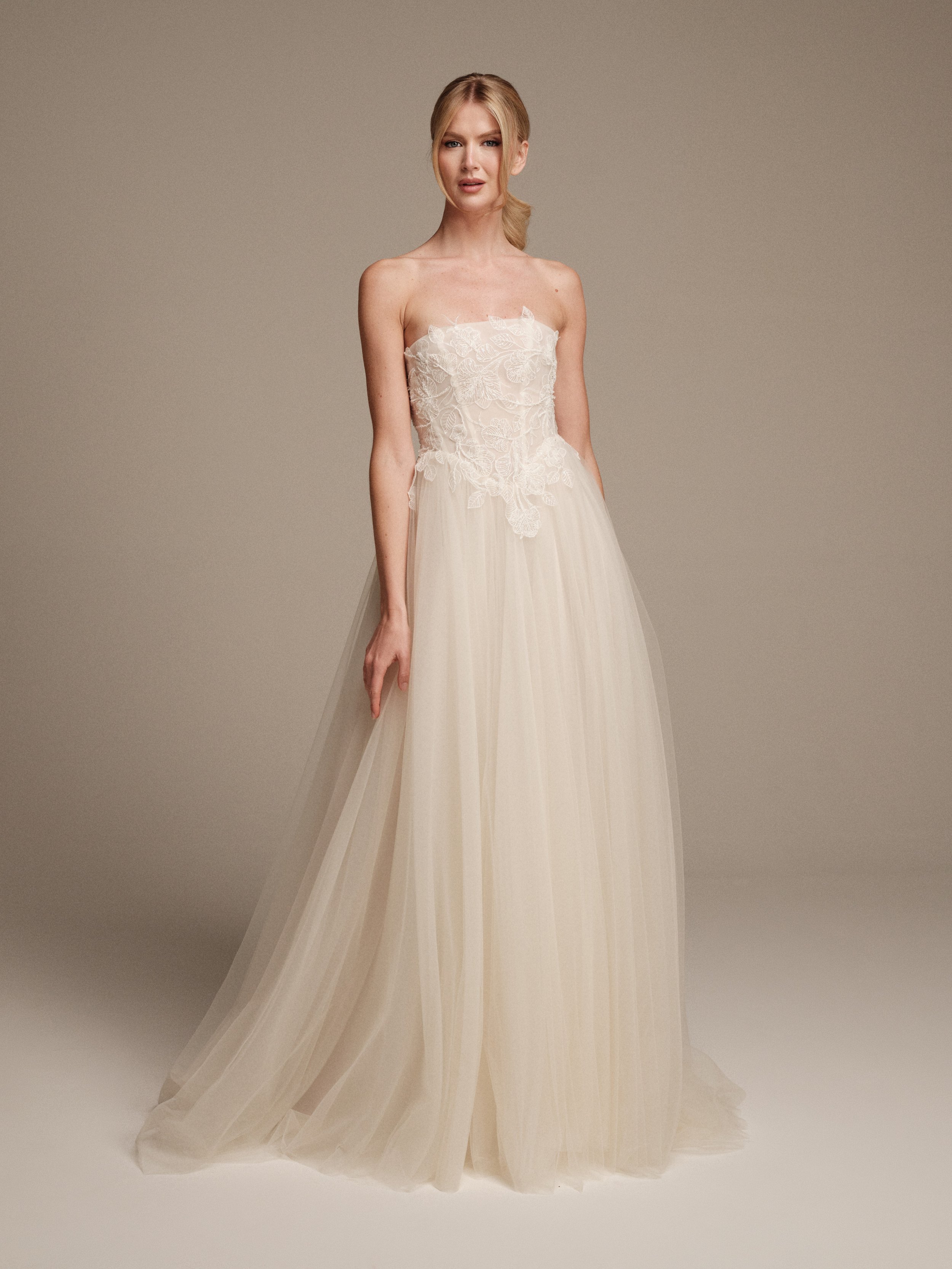 Luna powder pink silk tulle wedding dress with beaded embroidery by Maria Pia Bridal