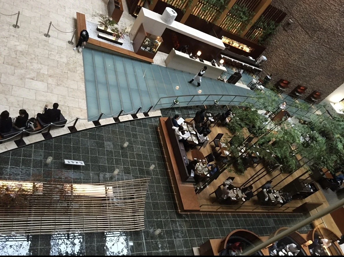 InterContinental Strings Tokyo lobby atrium with restaurant and modern design