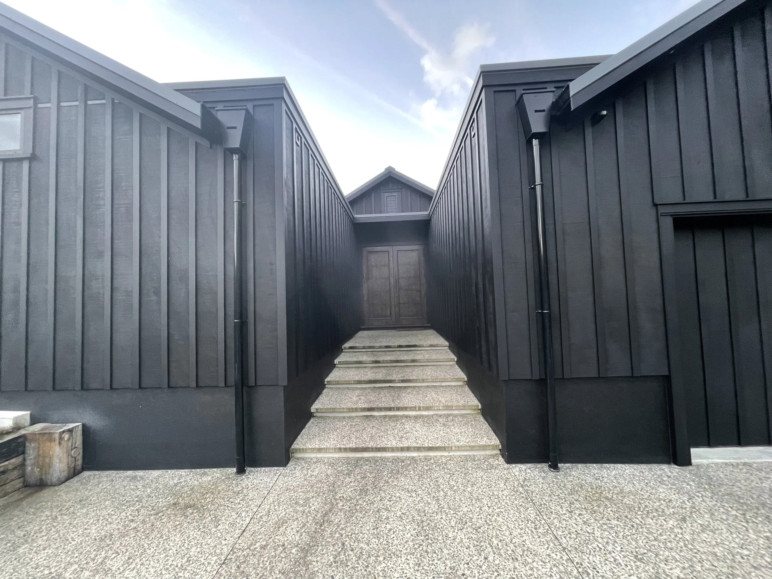 baddeleys-beach-tawharanui-architectural-new-build-01_4264.jpg