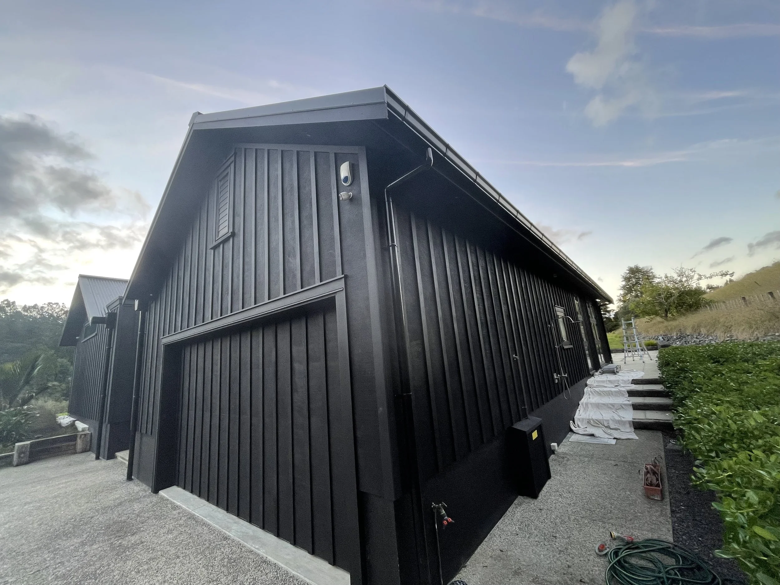 baddeleys-beach-tawharanui-architectural-new-build-01_4263.jpg