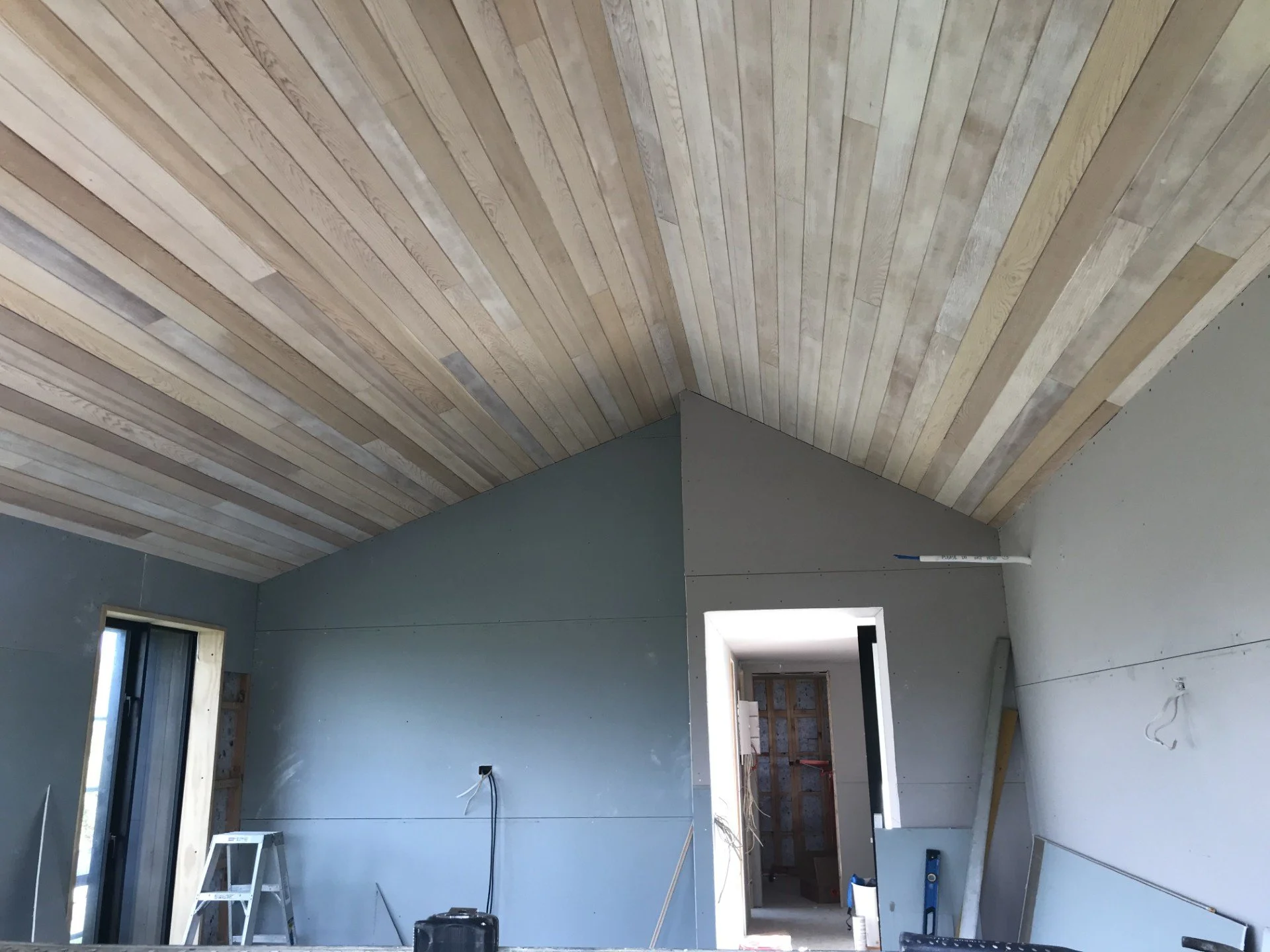 Interior Waipu Tiny Home b6.jpeg