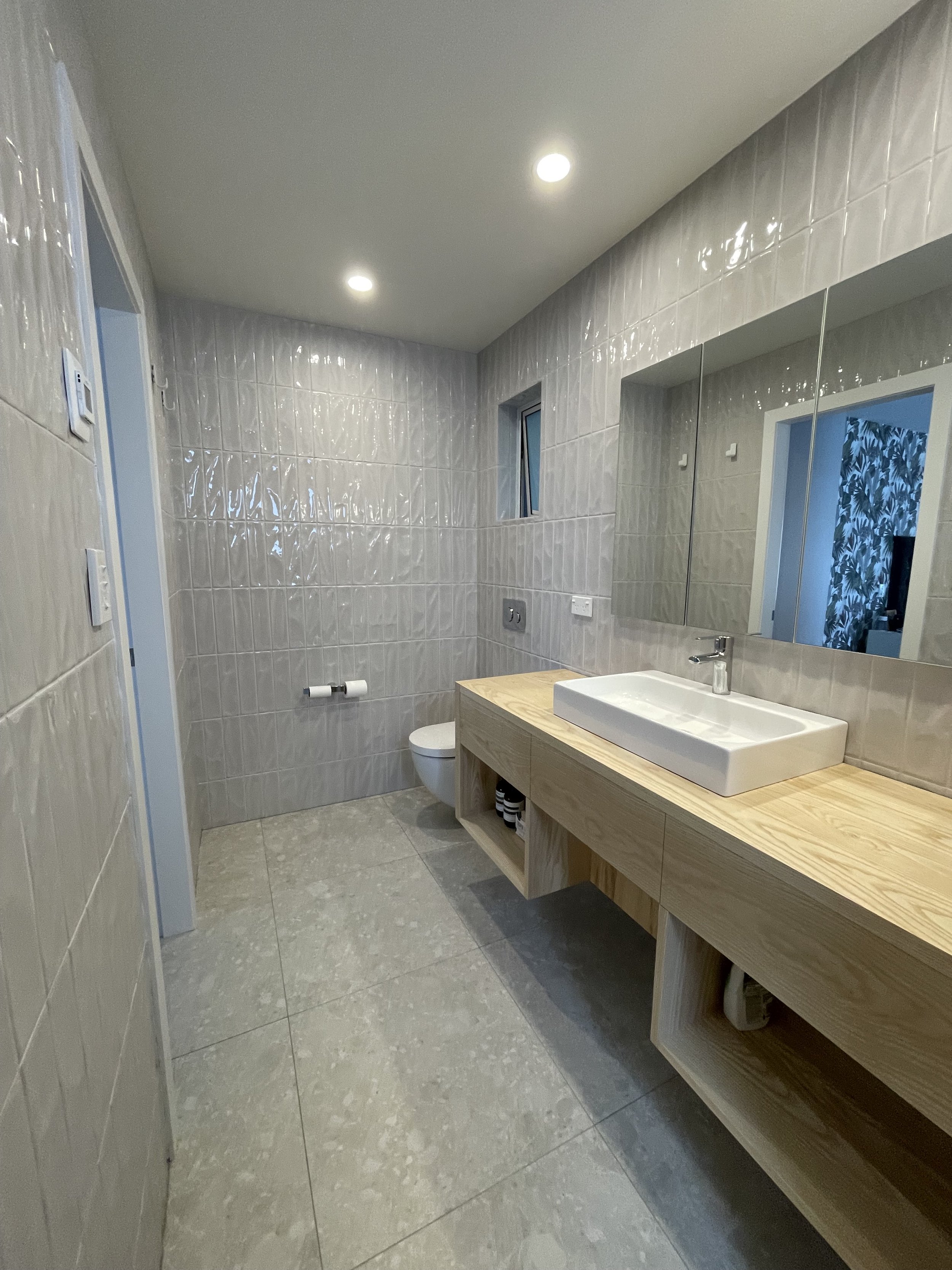 bathroom-woodcocks-renovated_2125.jpg