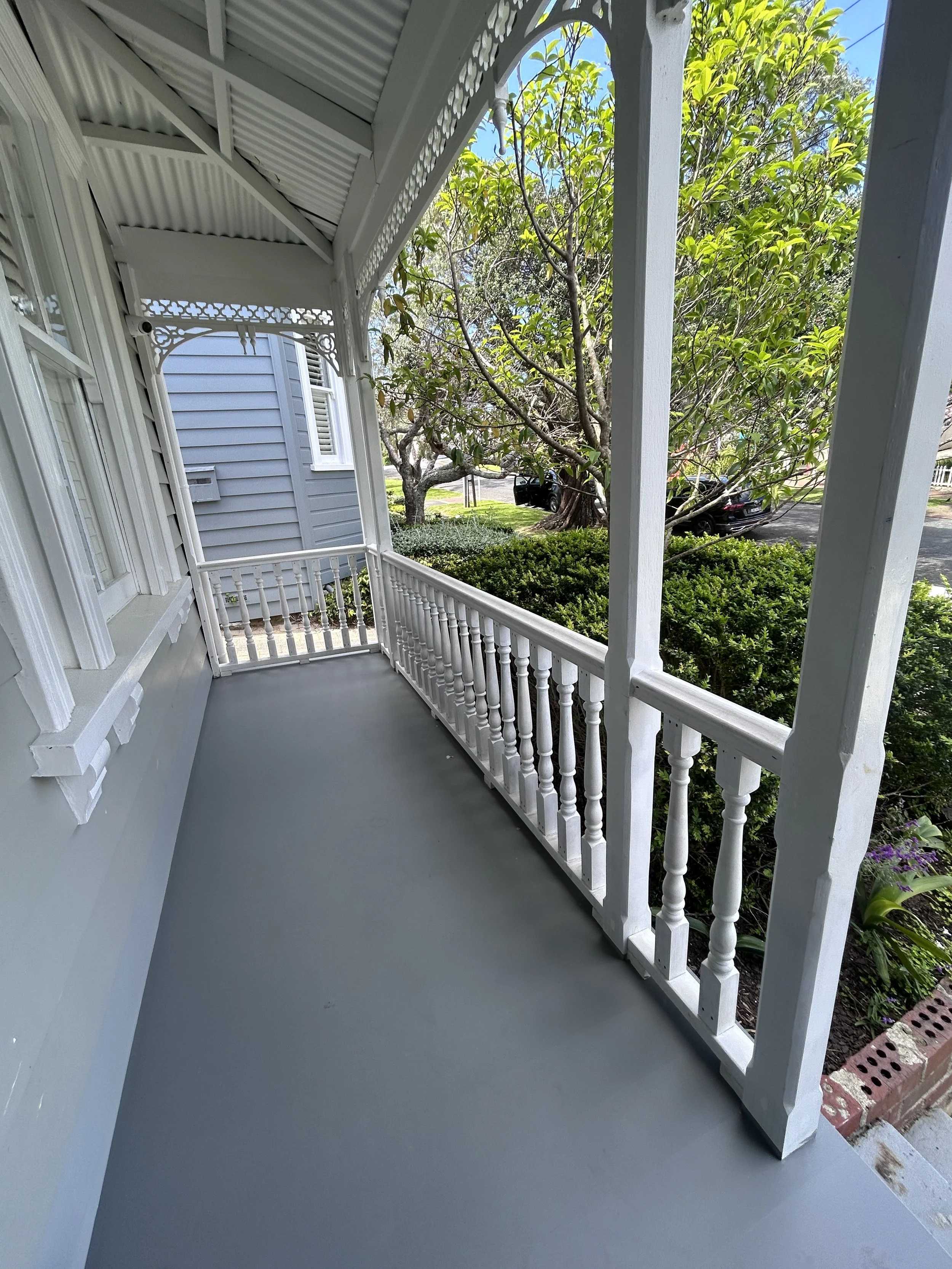crummer-road-villa-restoration-villa-exterior-01.jpg_2967.JPG