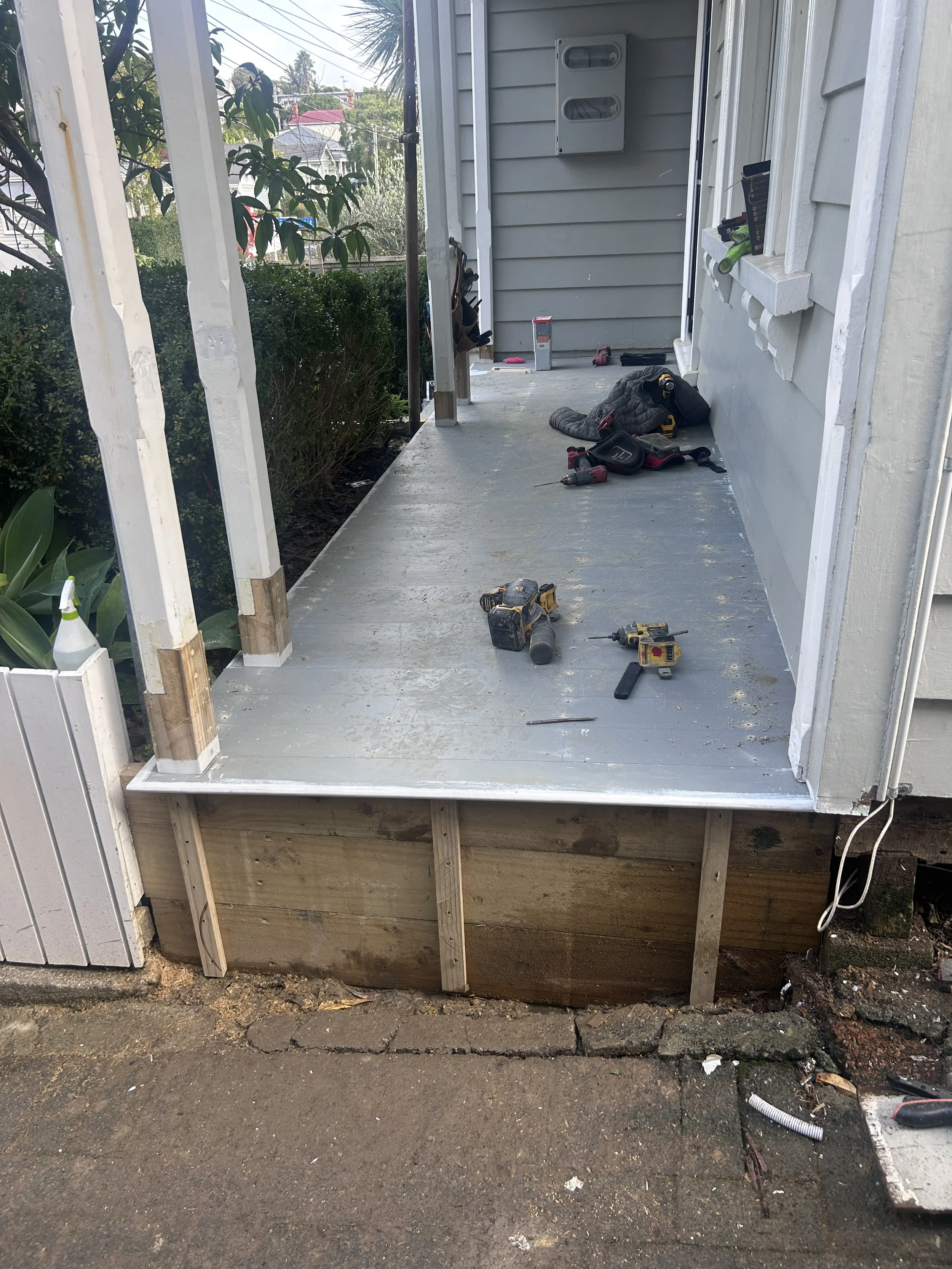 crummer-road-villa-restoration-villa-exterior-01.jpg_9255.JPG