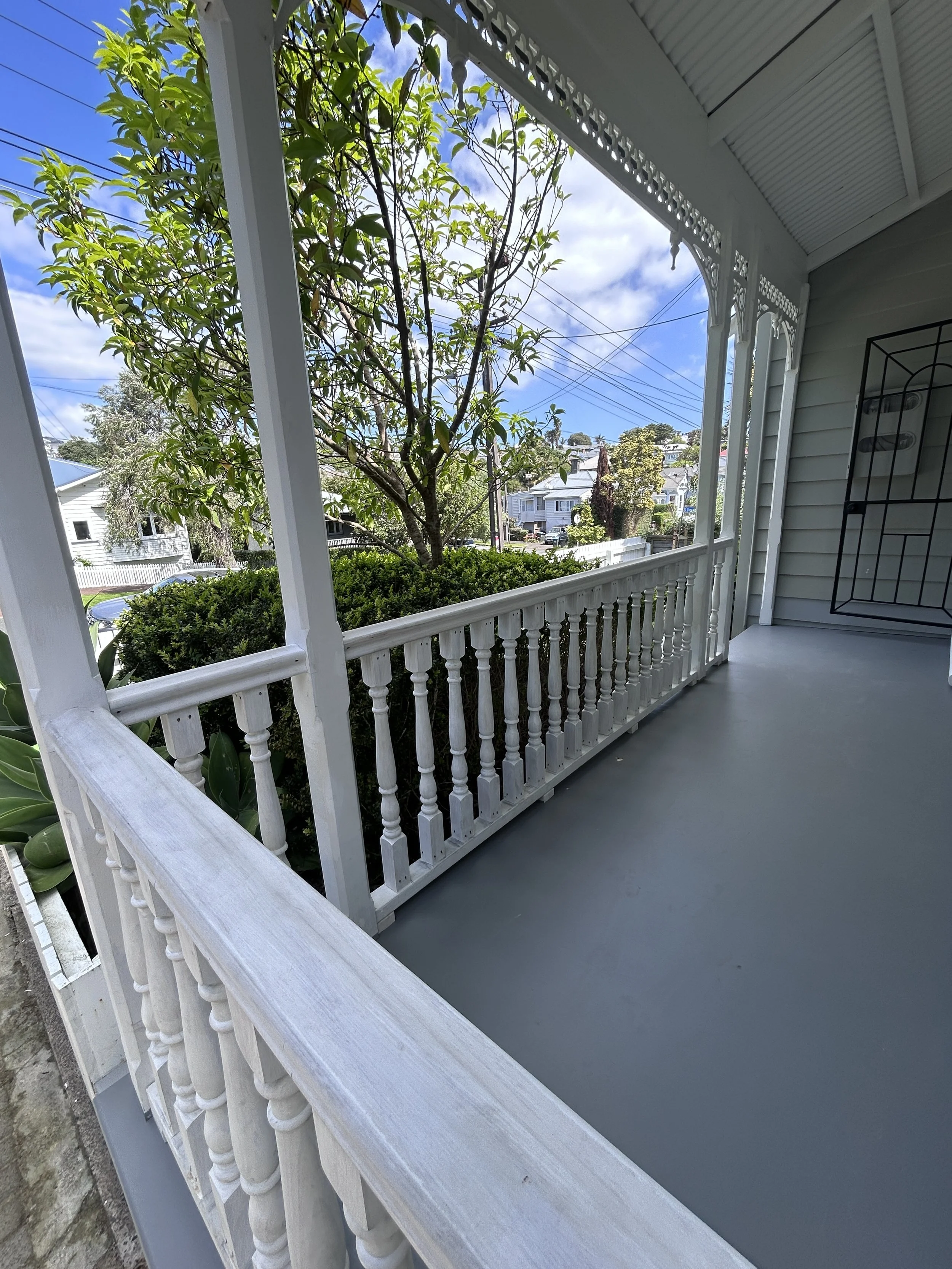 crummer-road-villa-restoration-villa-exterior-01.jpg_2979.JPG