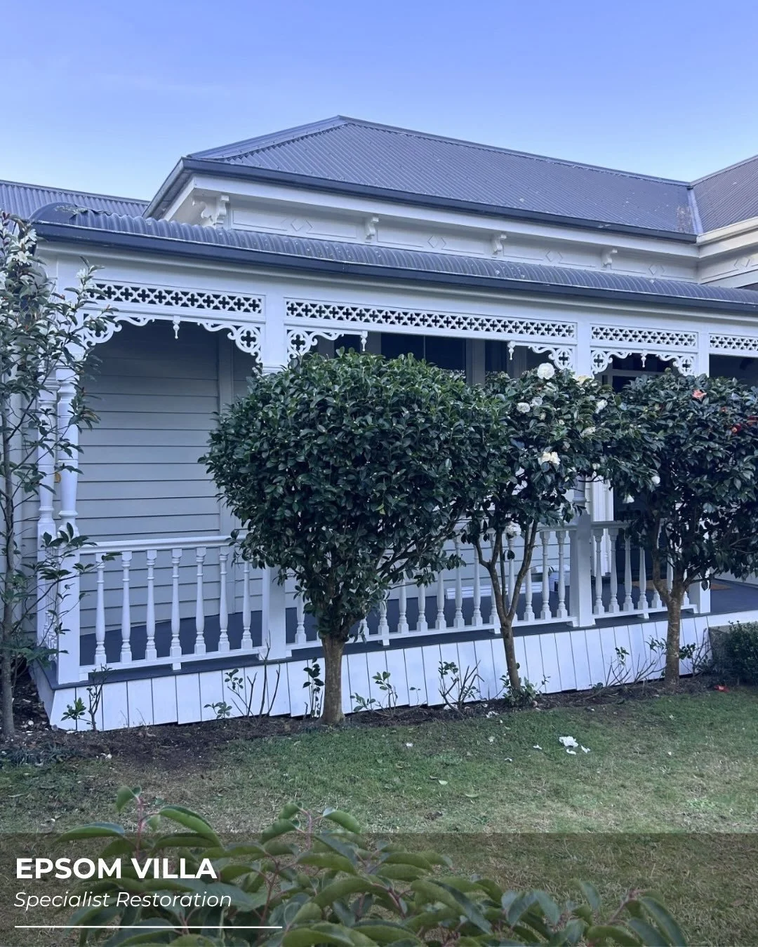 Epsom Villa | Specialist Restoration

For this Epsom villa, we used specialist wood turners to make new posts replicating the originals. We added an extra post to balance the look and made the handrail in a larger profile, with thick 65mm balustrades