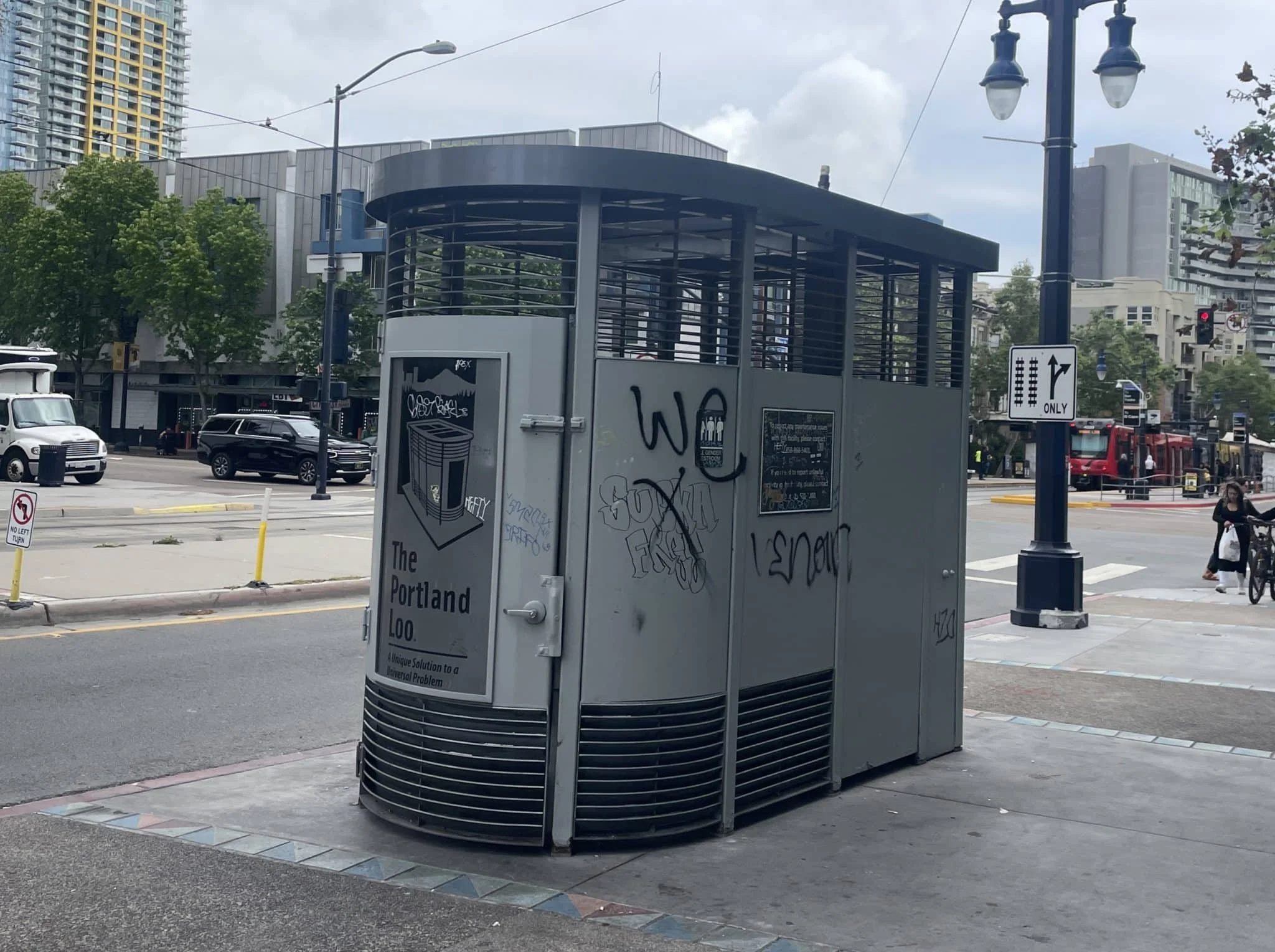 Public Bathrooms: San Diego Keeps Kicking the Can Down The RoadPublic Bathrooms: San Diego Keeps Kicking the Can Down The Road