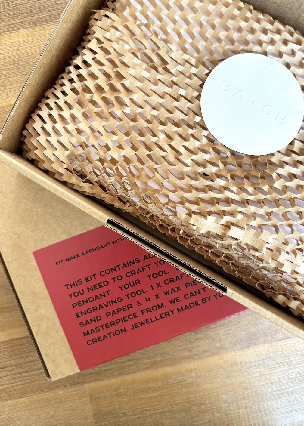 packaging for the jewellery making kits