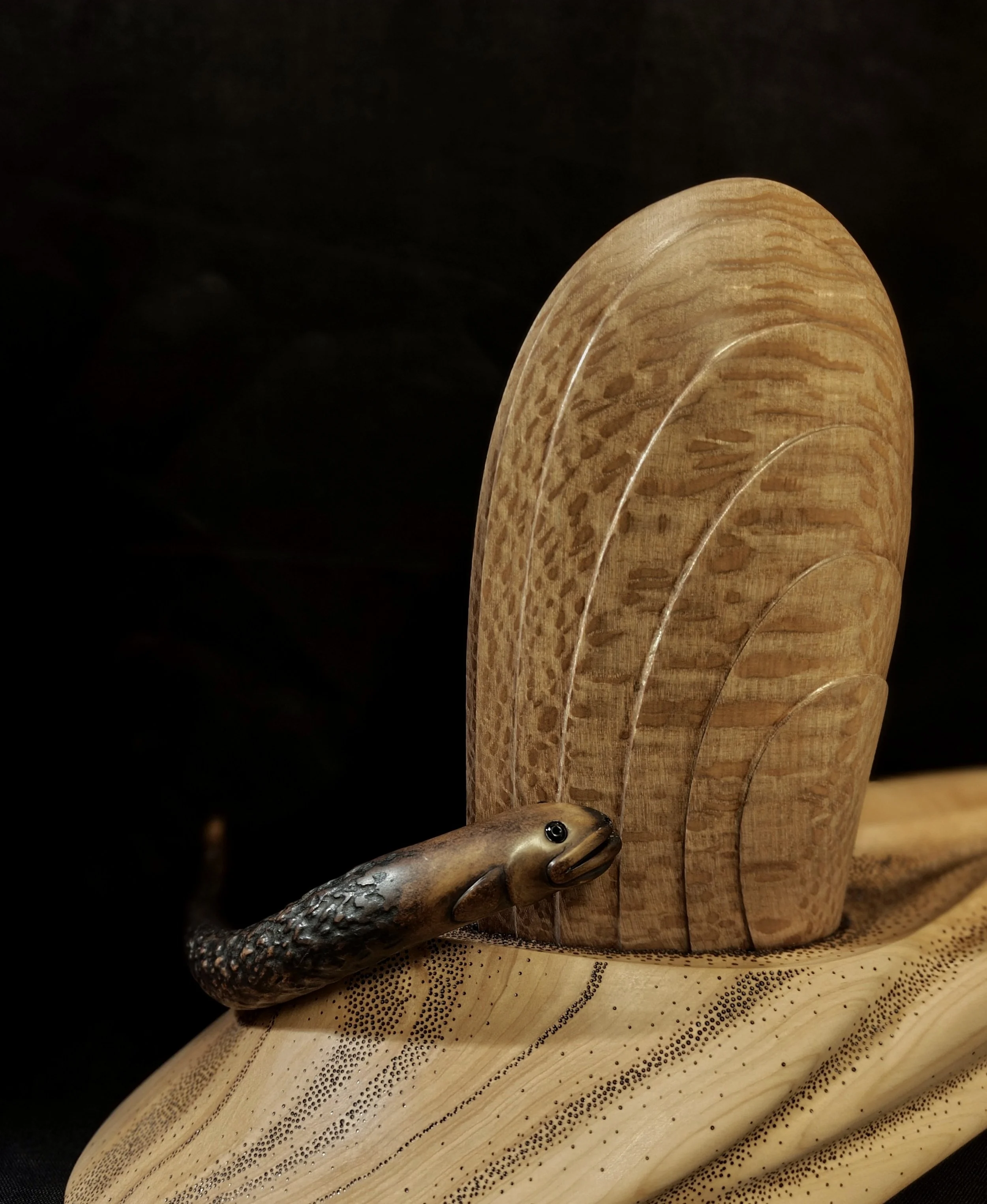 AUCTION: Kākahi carving - Mark Warnock