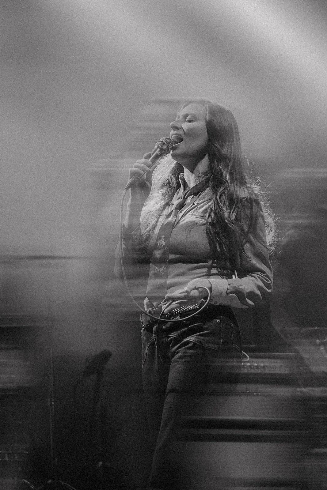 aly and aj music concert photography by rhianon brown