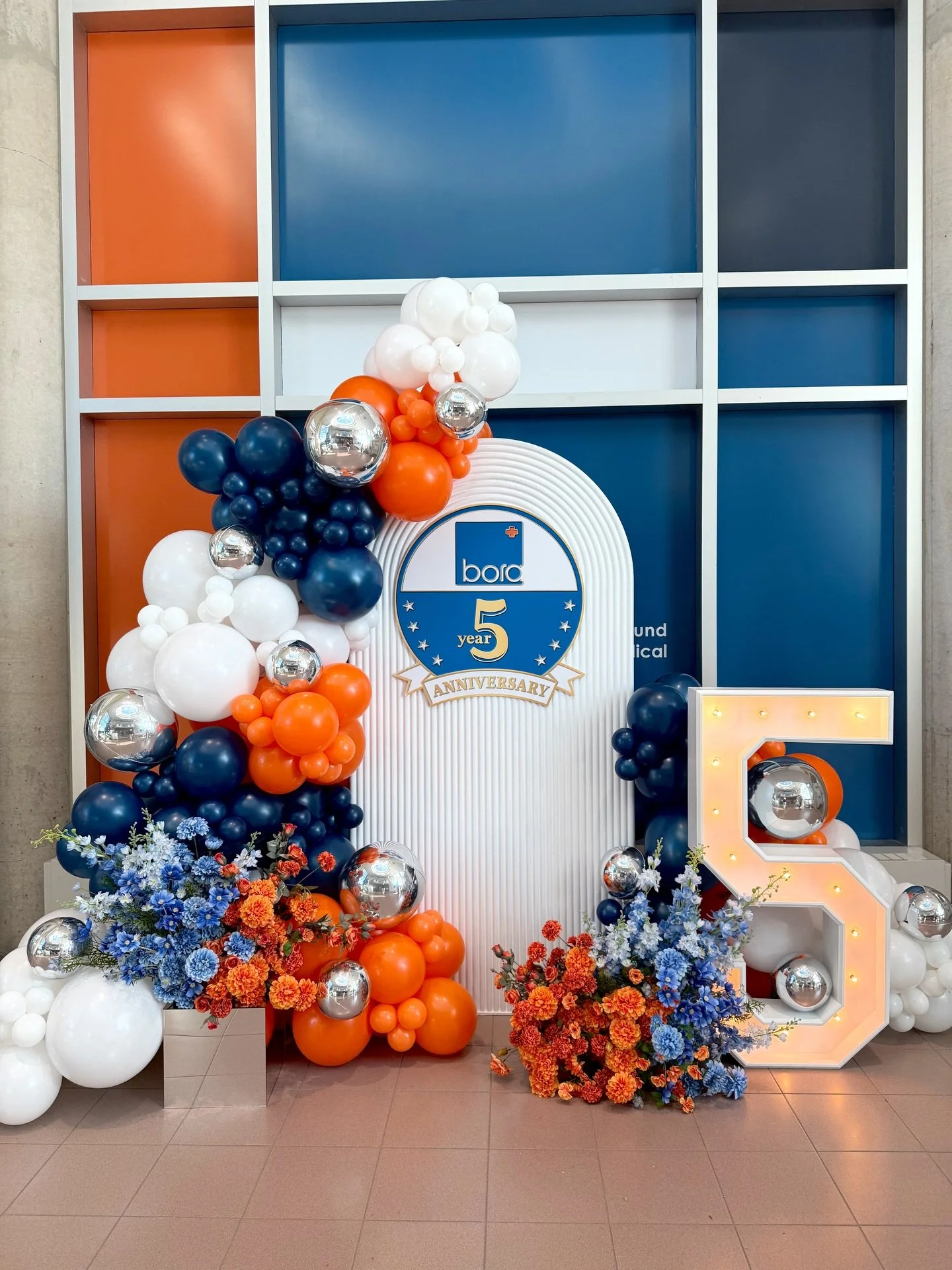 Making milestones impossible to miss✨

A custom balloon display created to celebrate a company anniversary and the people behind its success. Here&rsquo;s to the next chapter of growth, innovation, and achievement
&bull;
&bull;
&bull;
#balloongarland
