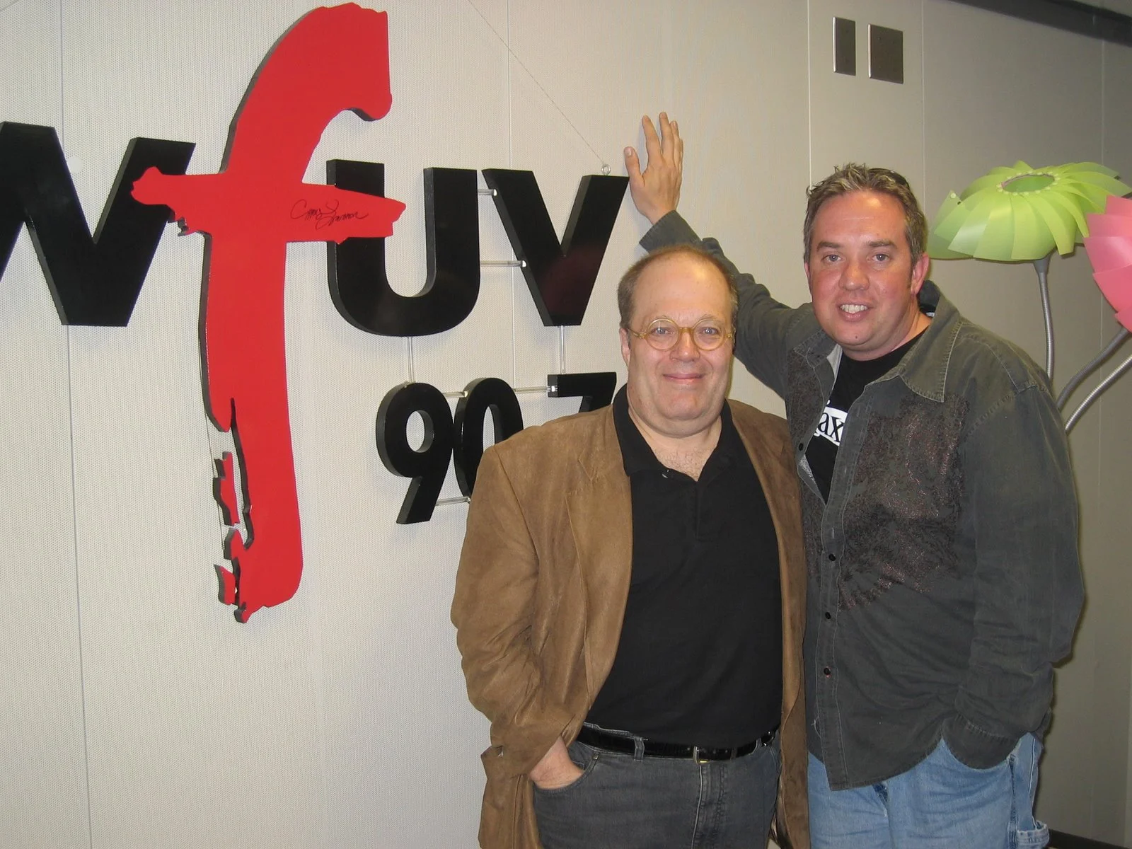 Vin Scelsa and CB after the release of In Hoboken, c 2008. Note the subtle Maxwells t-shirt.