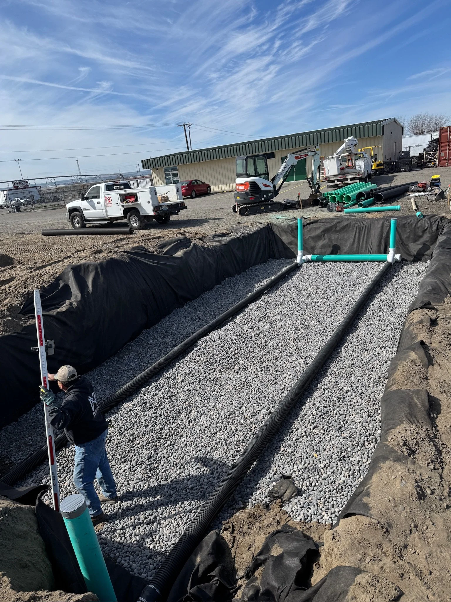 Oranssi project: wCommercial Stormwater Infiltration Systemraparound deck