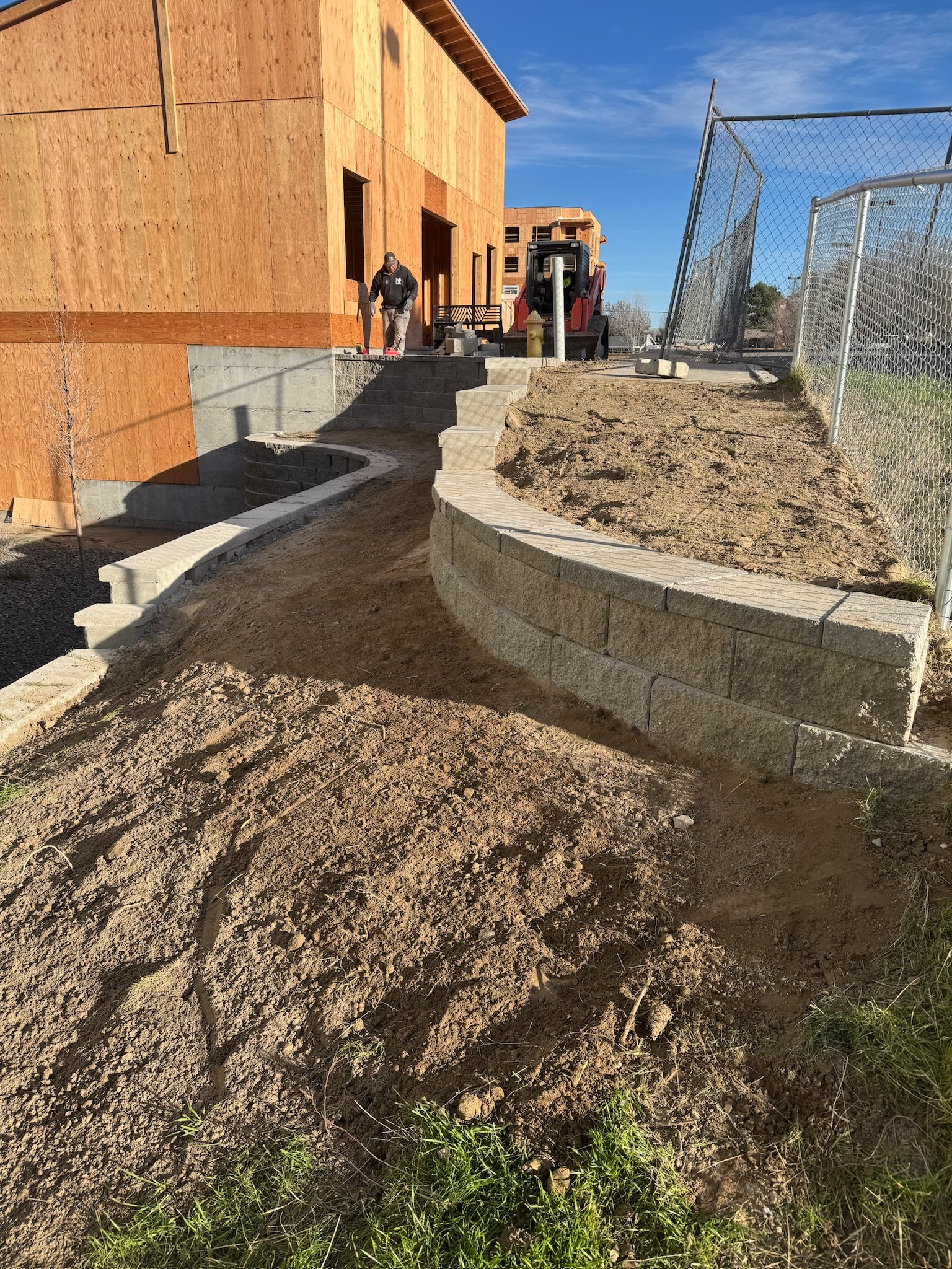 Retaining Walls & Site Grading
