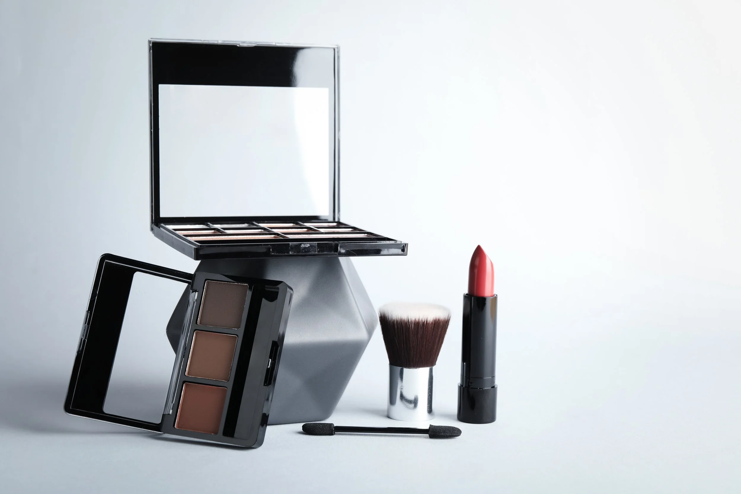 assorted-professional-makeup-products-and-brushes-2026-05-07-20-15-25-utc.jpg