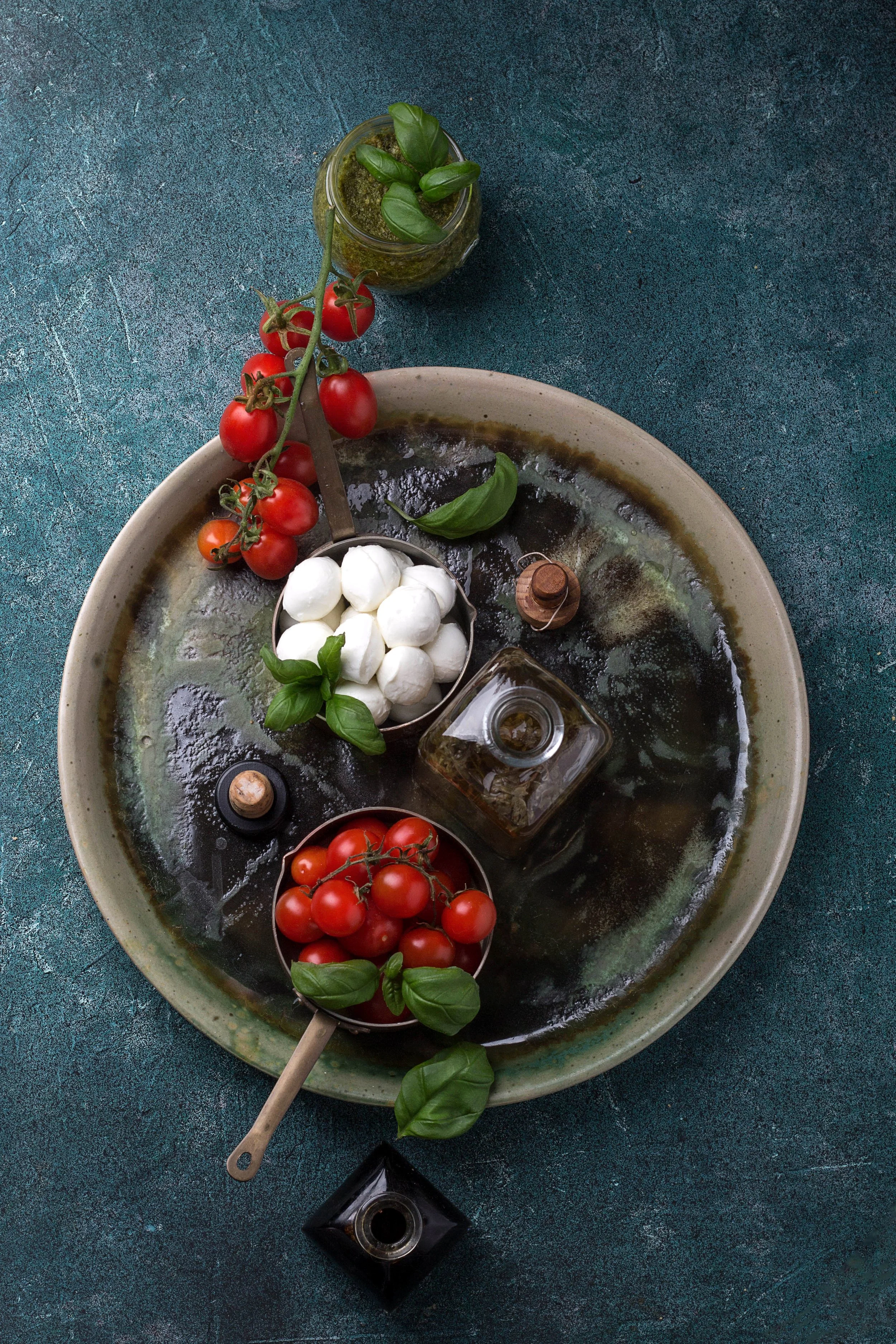 delicious-fresh-ingredients-ready-for-an-italian-m-2026-03-26-08-00-38-utc.jpg