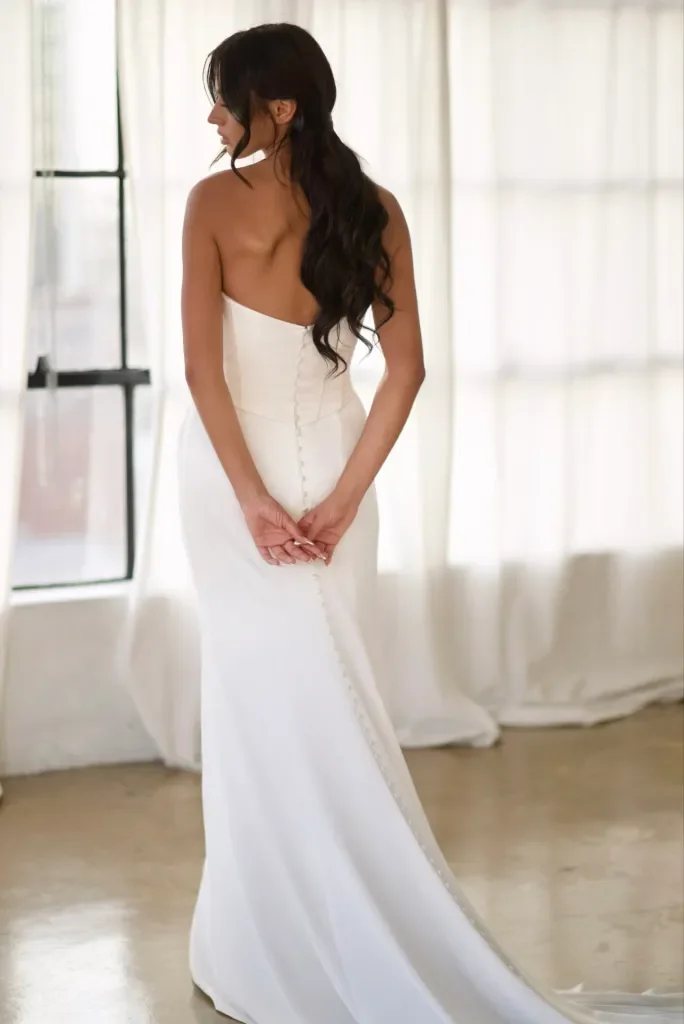 1806-M24-INF-ML-3-1282x1920-1-684x1024.webp