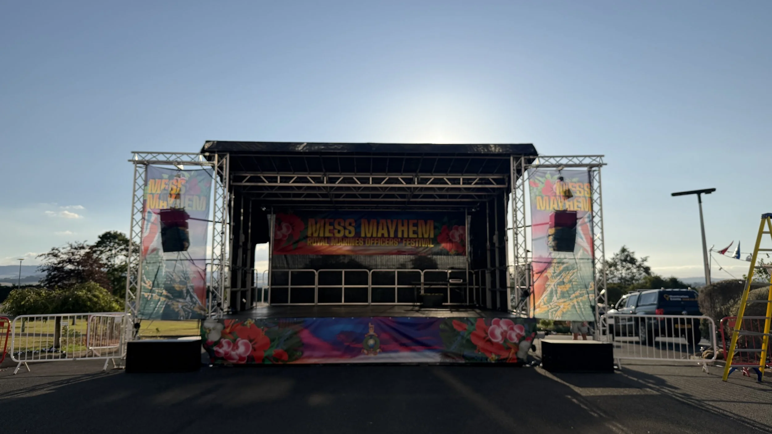 Stage Mobil L Trailer Stage with Branded Wings