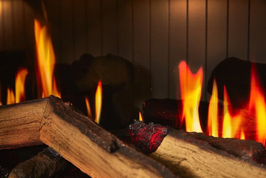VISTA_Closeup Flame--5xjBY6HN.jpg