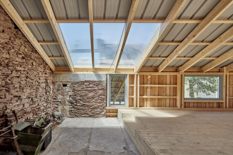 barn for Lucia and Samuel by Sieveke Weber Architekten BDA