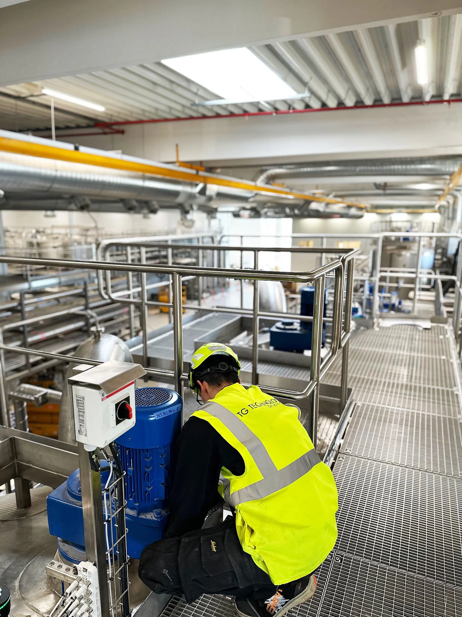 P&ID diagram and industrial equipment identification for process plants