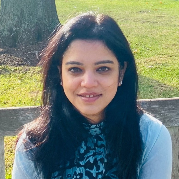 Ruchi Sarnot Headshot