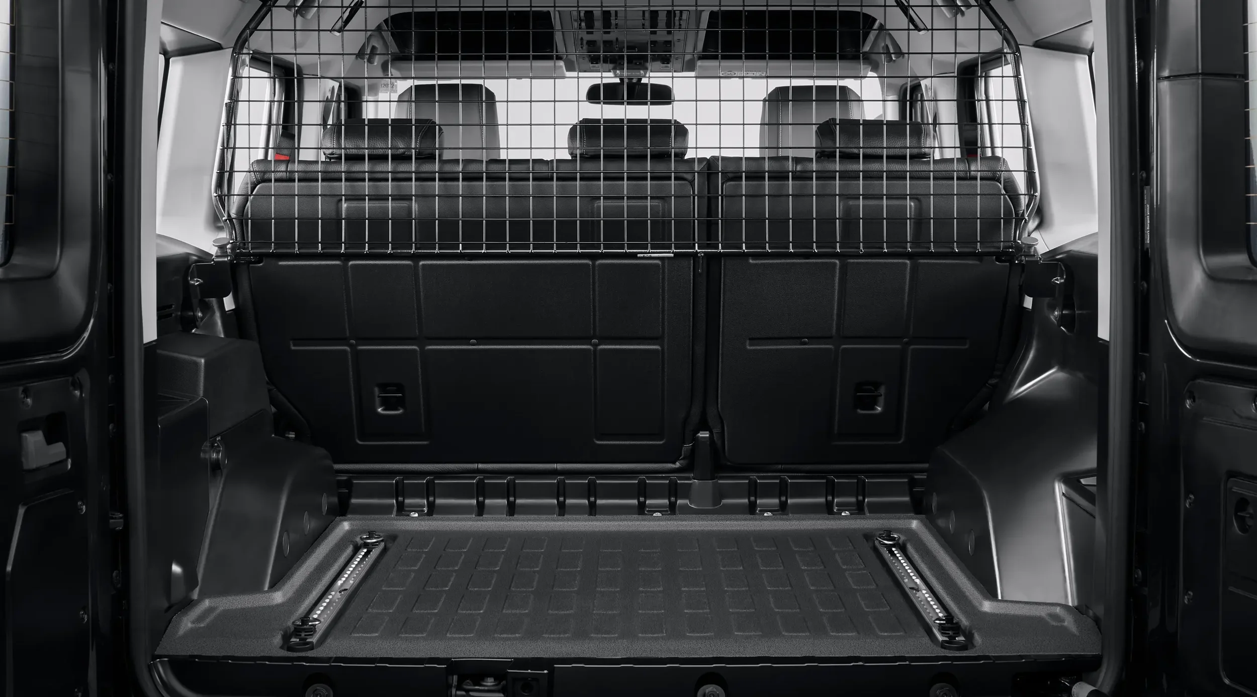 Cargo Barrier

Keep your kit where it’s supposed to sit.