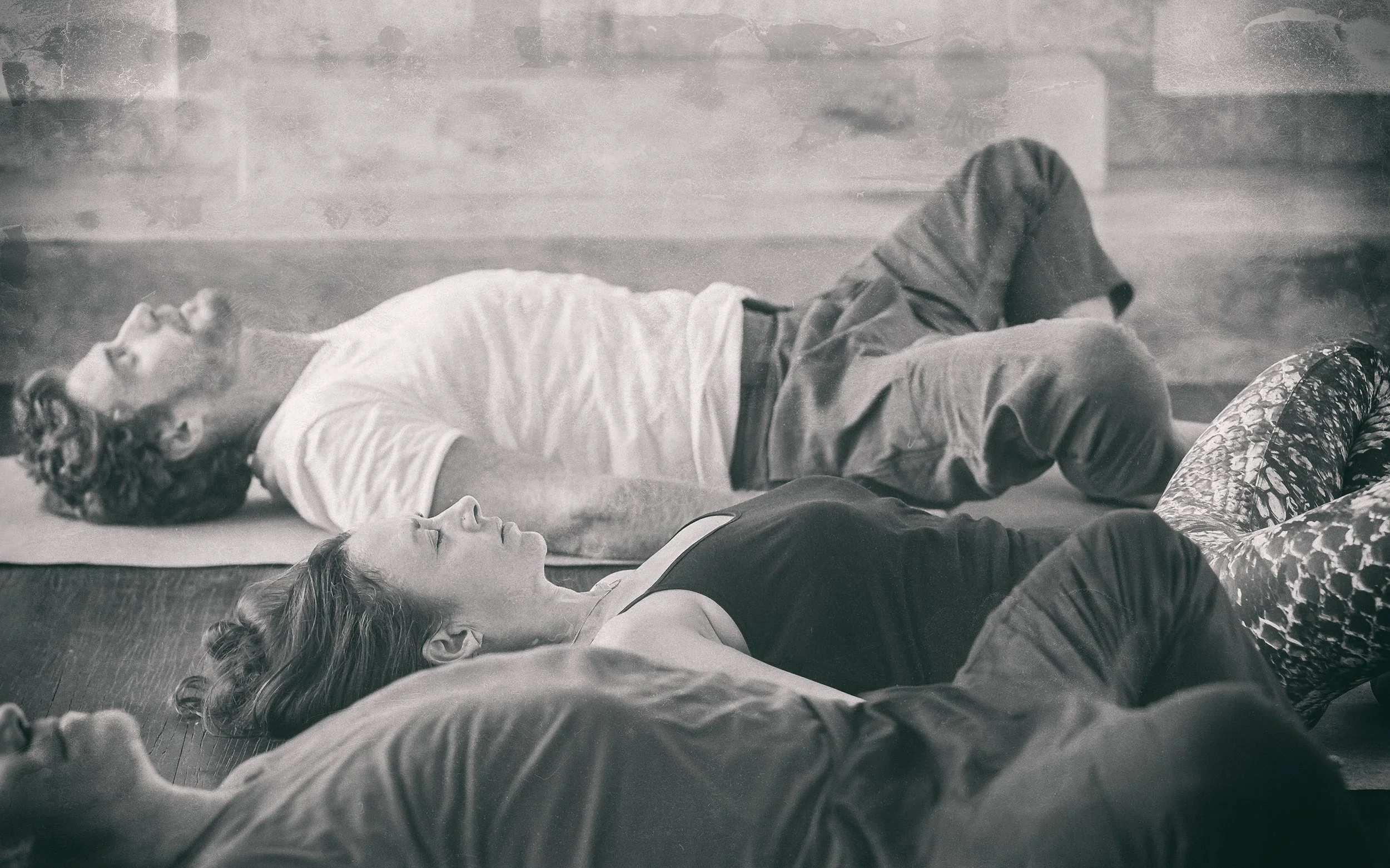 Yogahouding 3: 'Lying Butterfly pose' met lichte hartopener