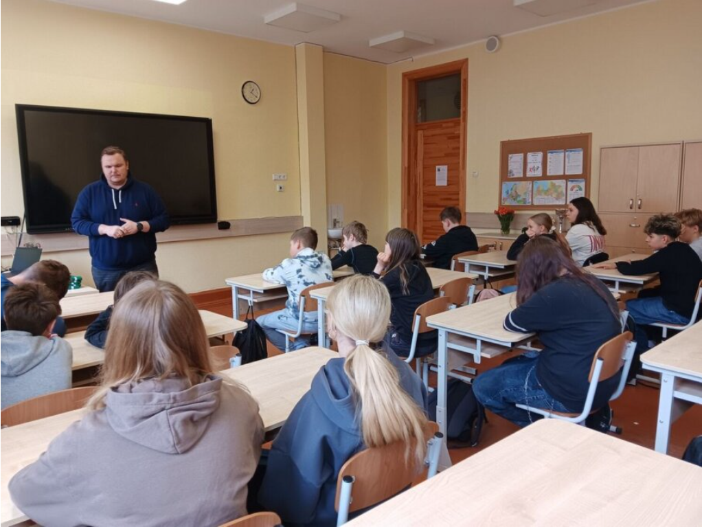 “Draudzīgākā klase” iepazīst Dāvidu Jansonu