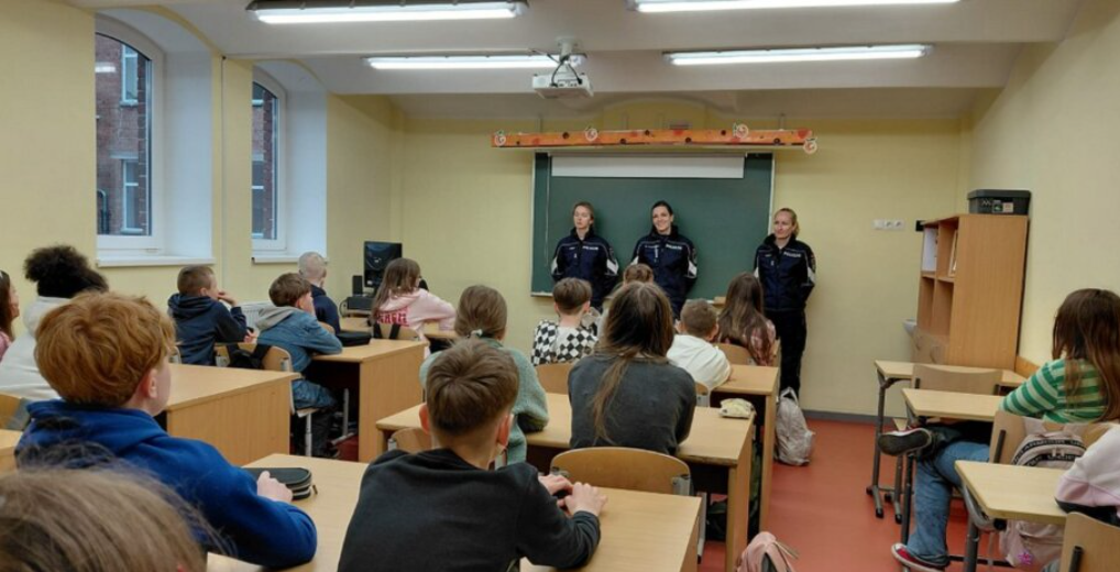 Vārda spēks policijas redzējumā