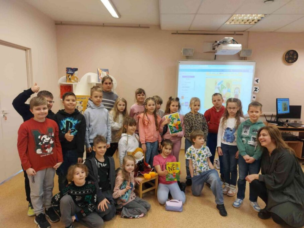 2.c klase kļūst par grāmatas “JĀ” autoriem