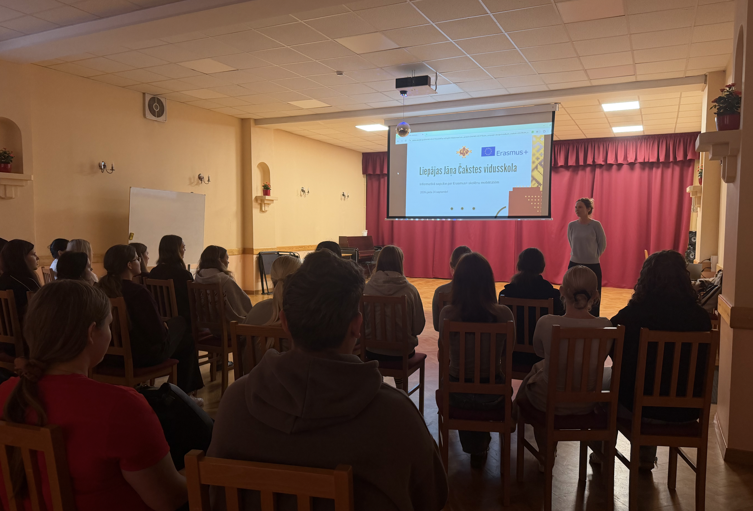 Erasmus+ KA1 informatīvā tikšanās – kopā veidojam mūsu skolas nākotni