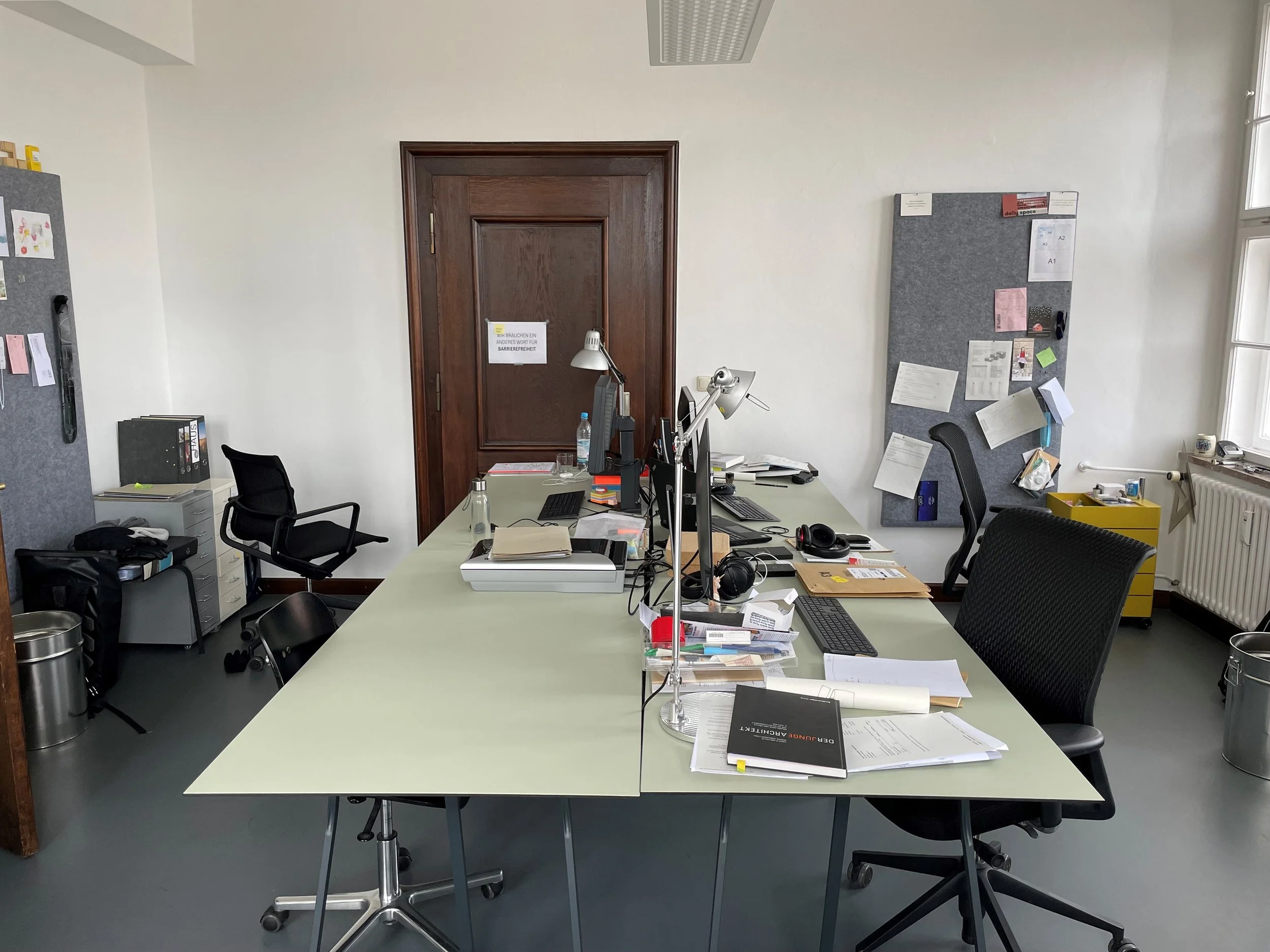 OFFICE