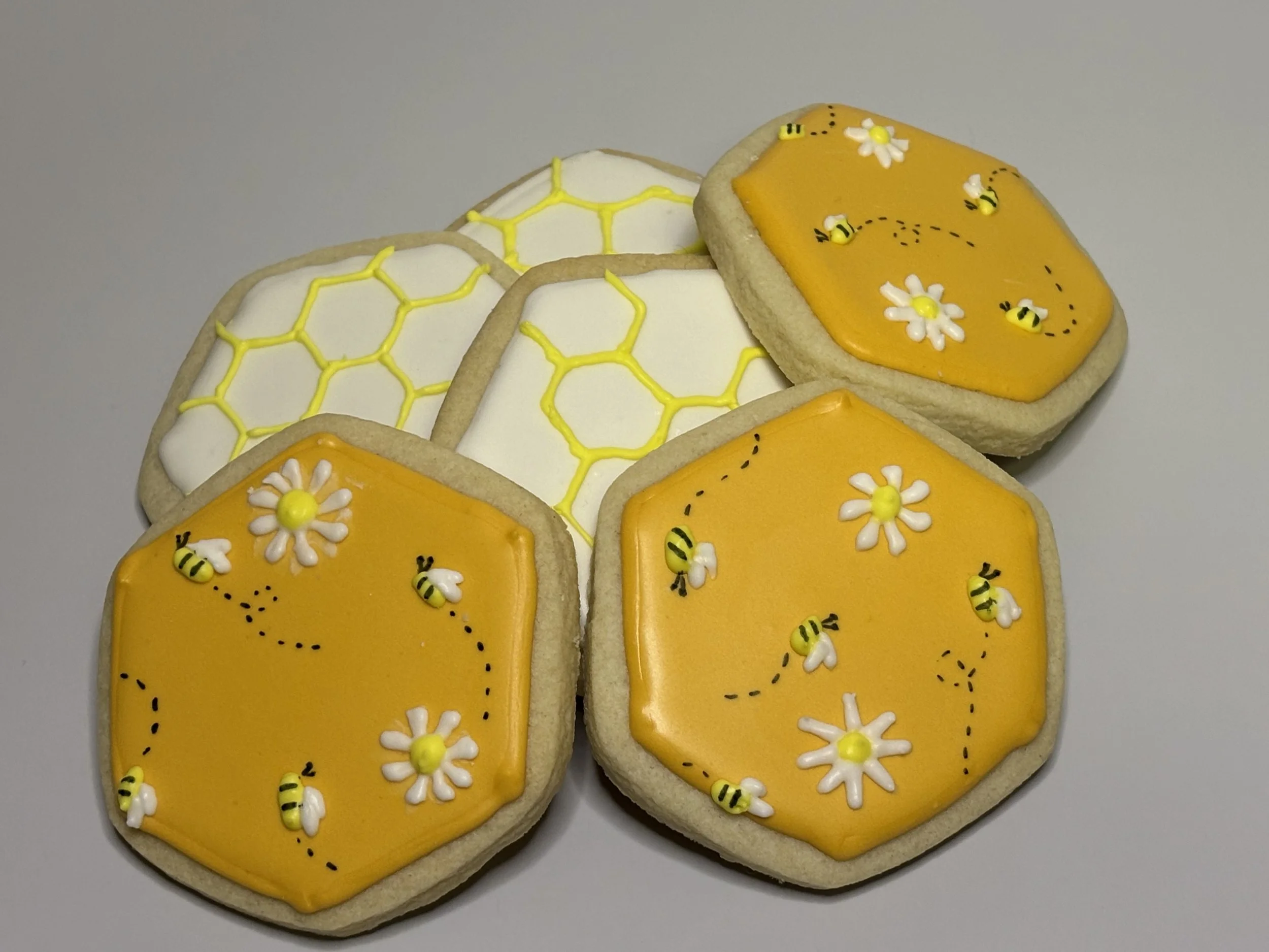 Honeycomb and Daisy Cookies