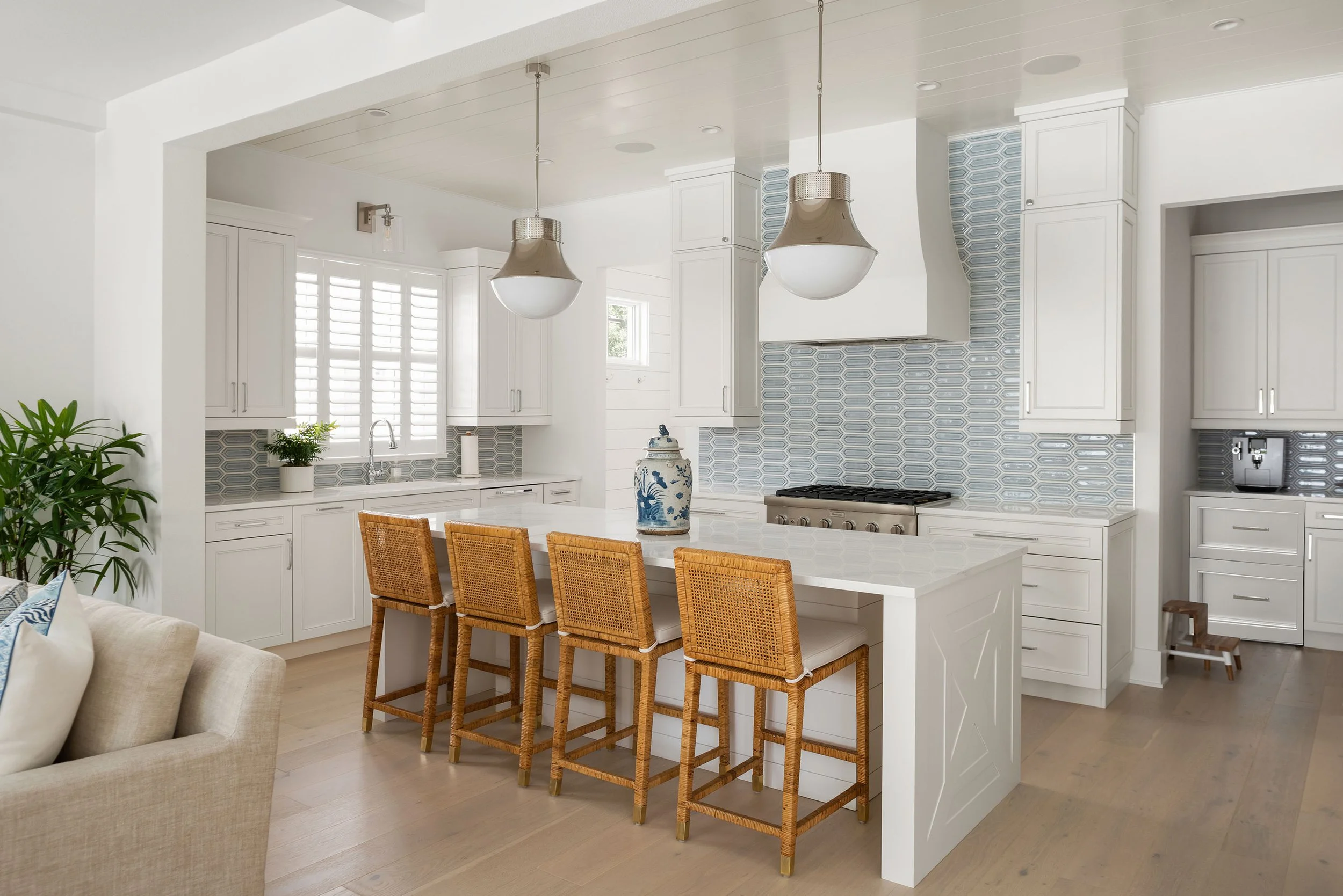 Lundev 1680 Chestnut Ave (27).jpg