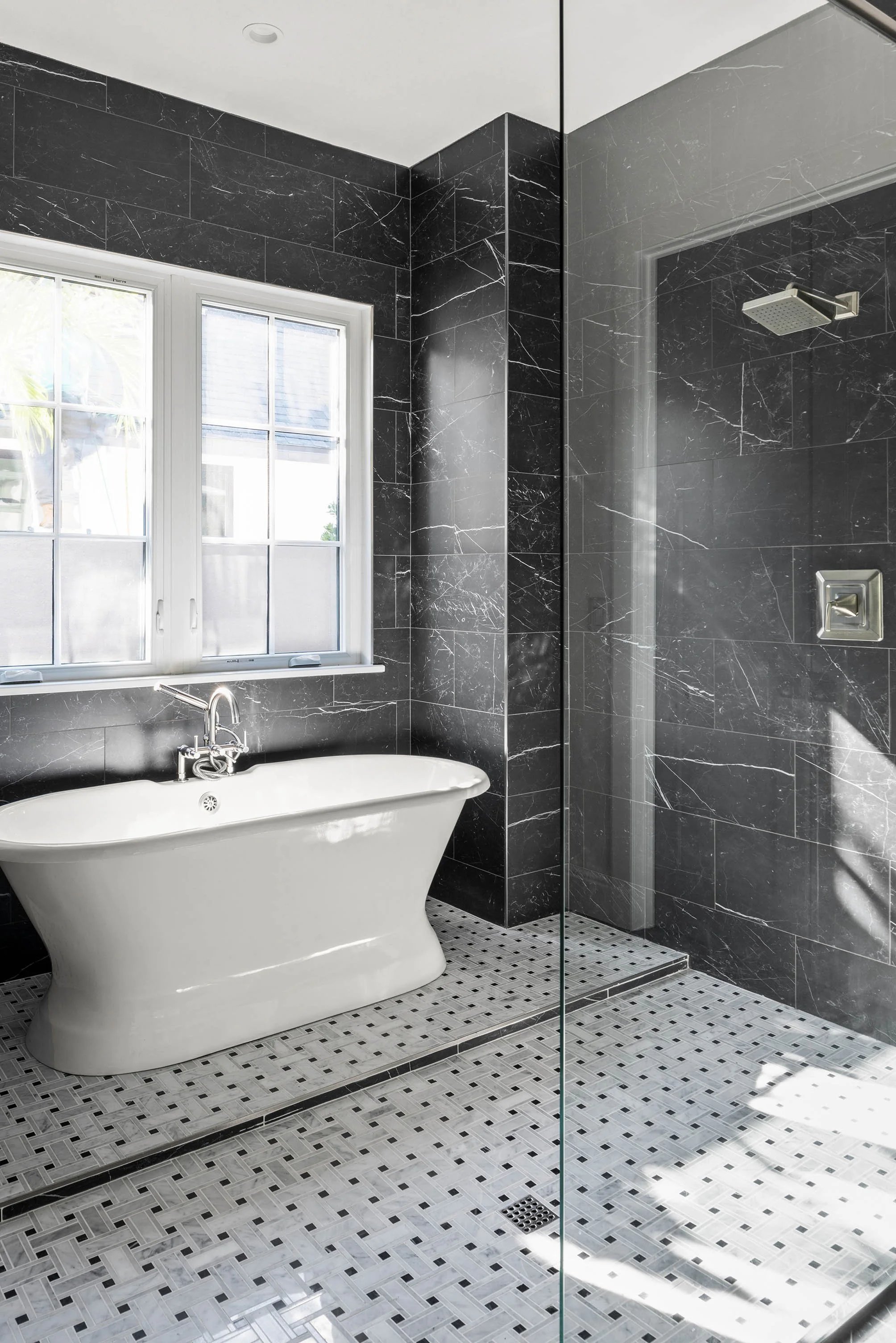 Lundev 1156 Oaks Blvd (30).jpg
