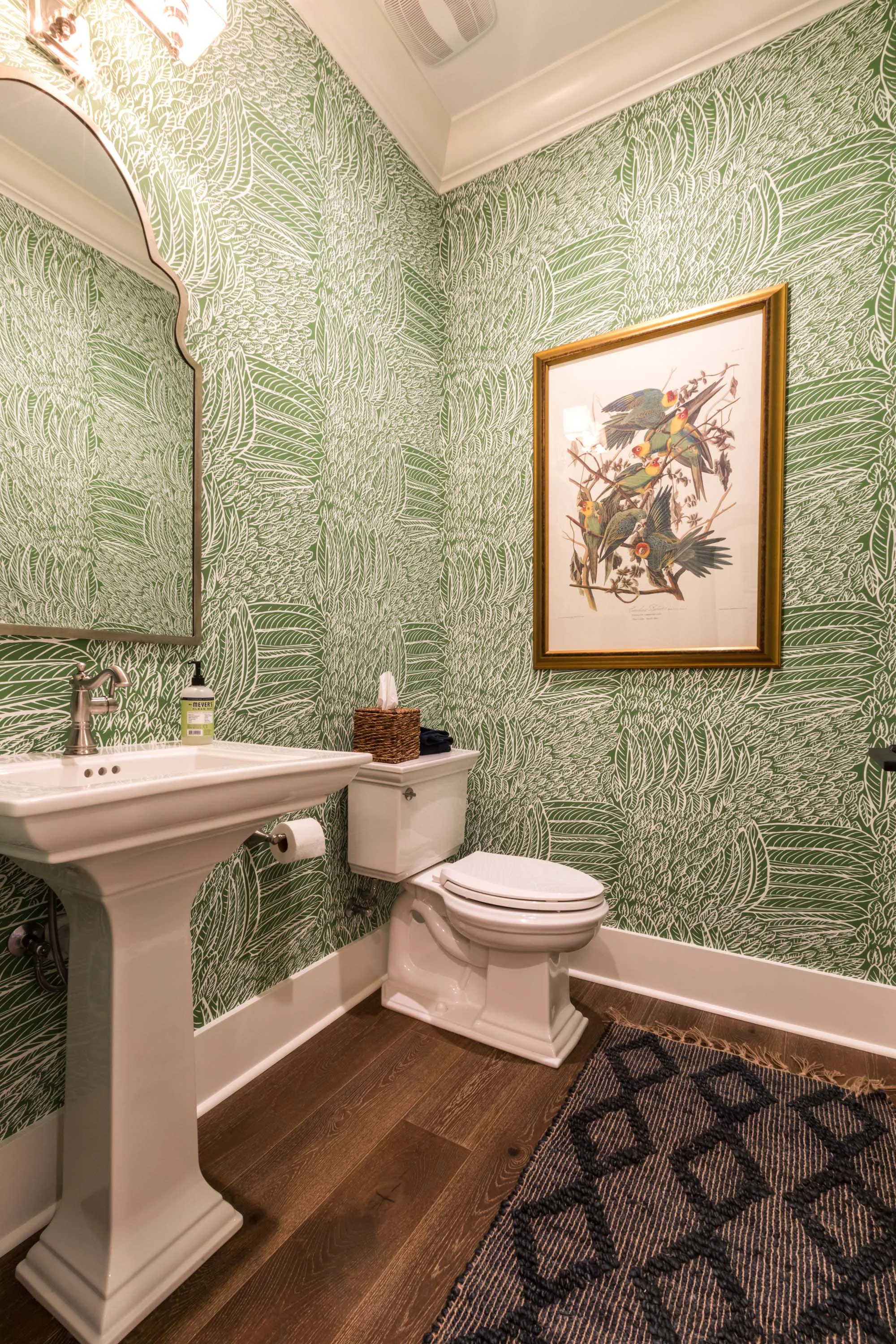 1611 Hillcrest-2.jpg