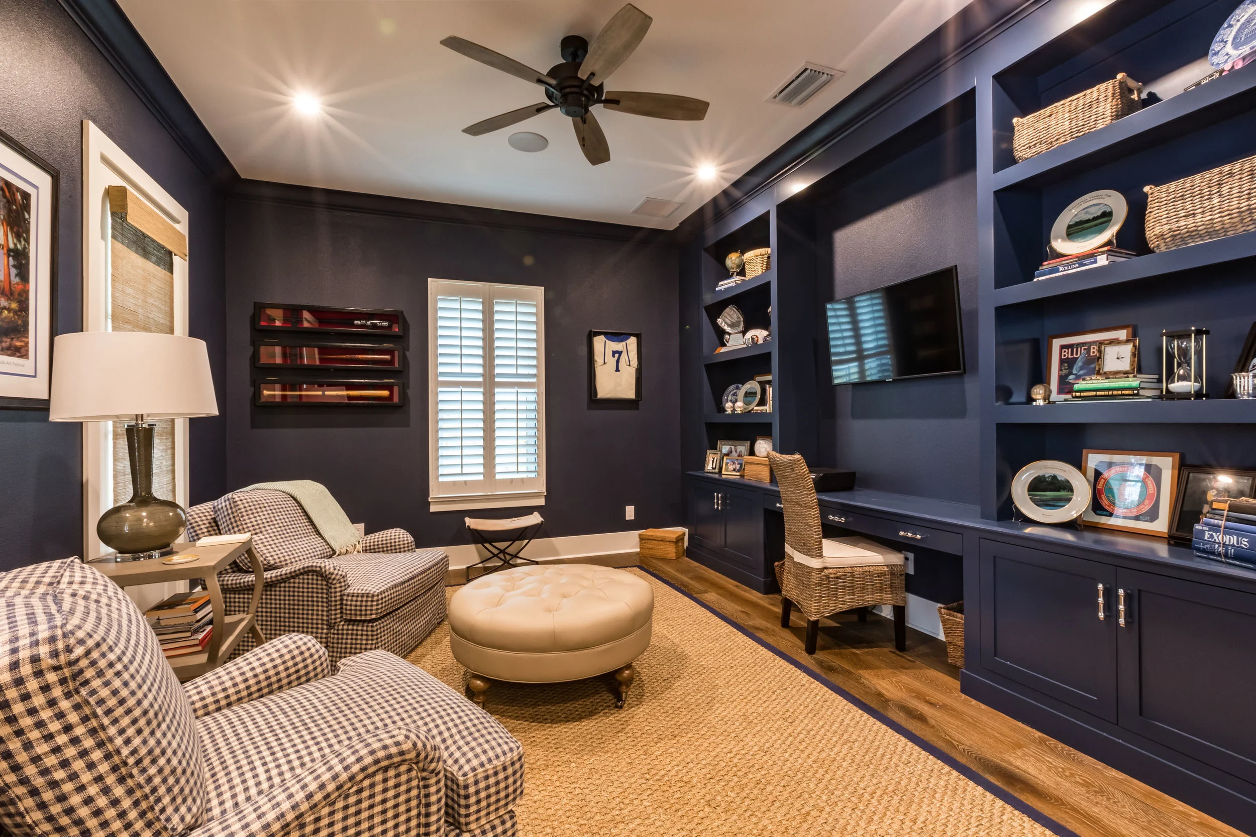 1611 Hillcrest-3.jpg